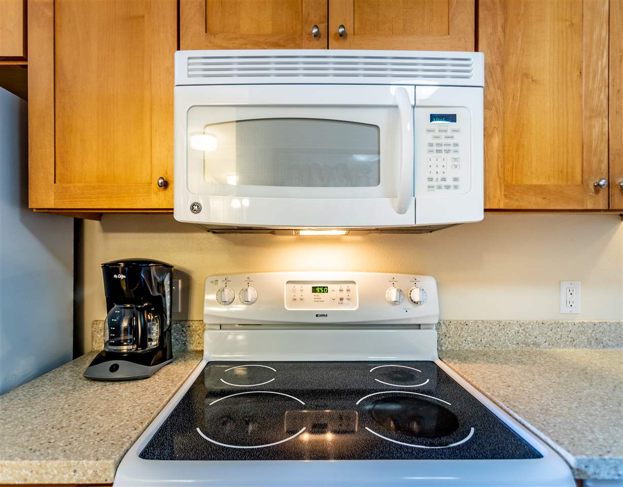 Napili Sunset condo # 104, Lahaina, Hawaii - photo 15 of 30