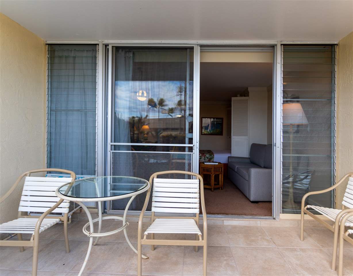 Napili Sunset condo # 104, Lahaina, Hawaii - photo 20 of 30