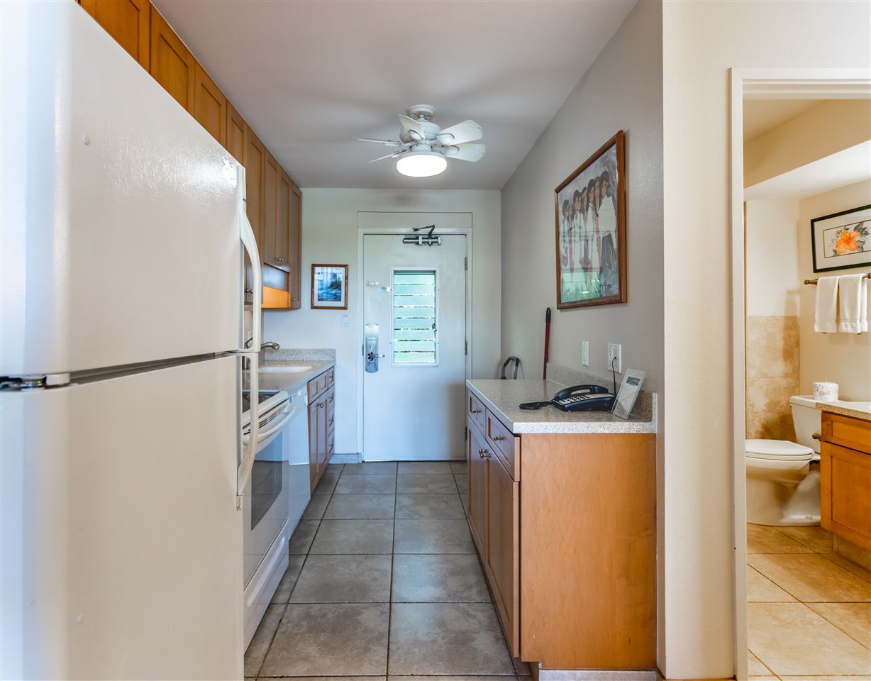 Napili Sunset condo # 104, Lahaina, Hawaii - photo 9 of 30