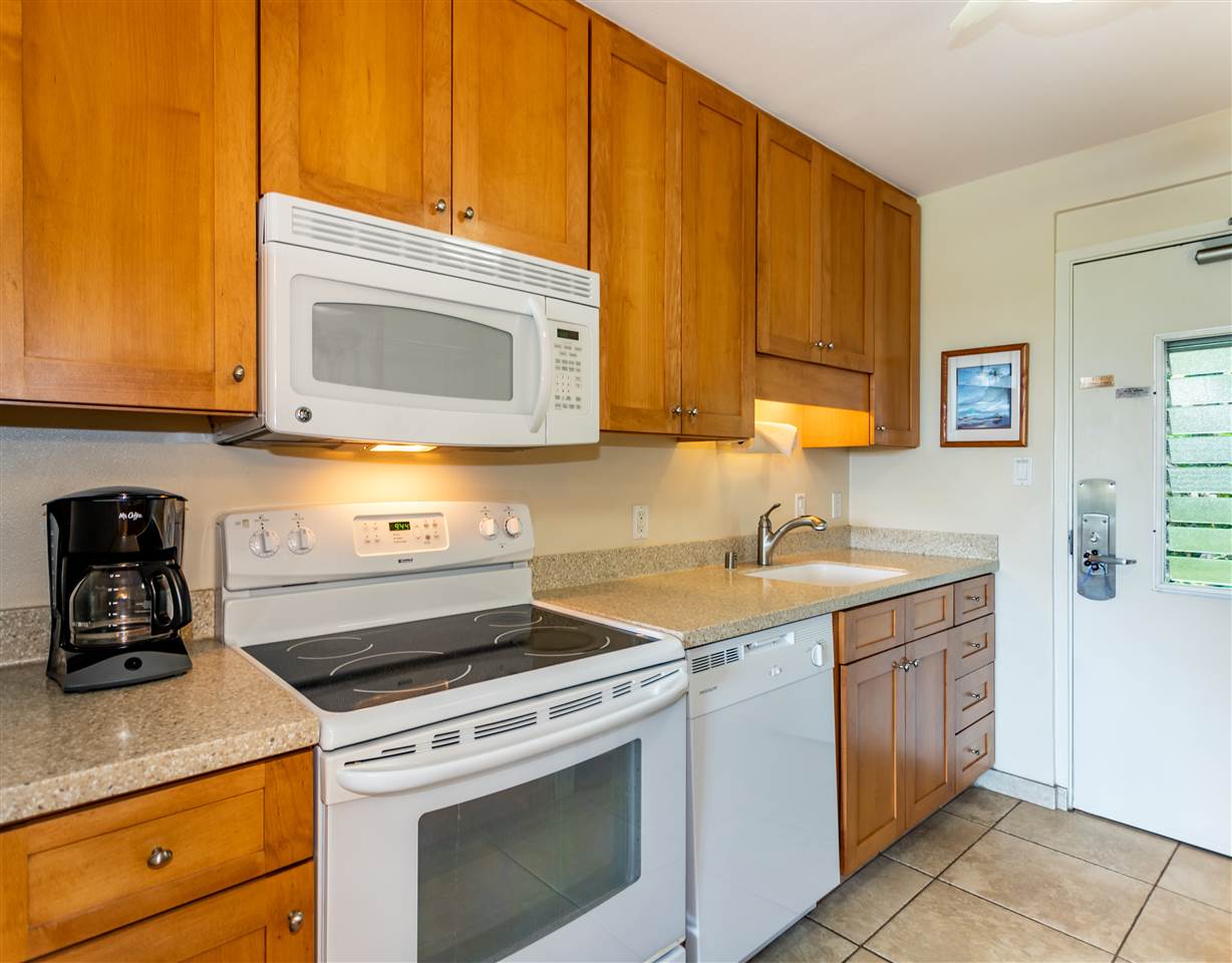 Napili Sunset condo # 104, Lahaina, Hawaii - photo 10 of 30