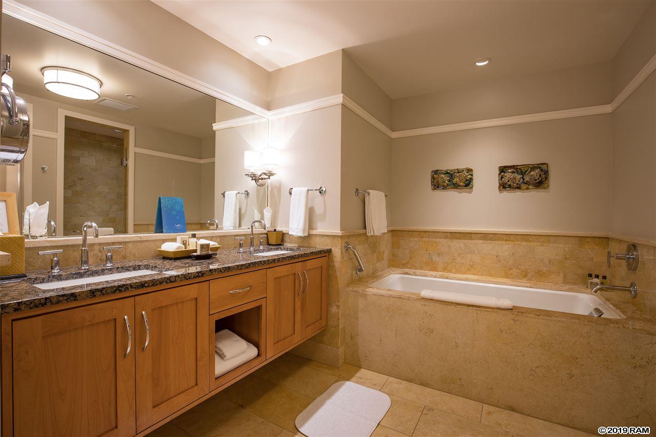 Montage Residences Kapalua  condo # 3406, Lahaina, Hawaii - photo 11 of 18
