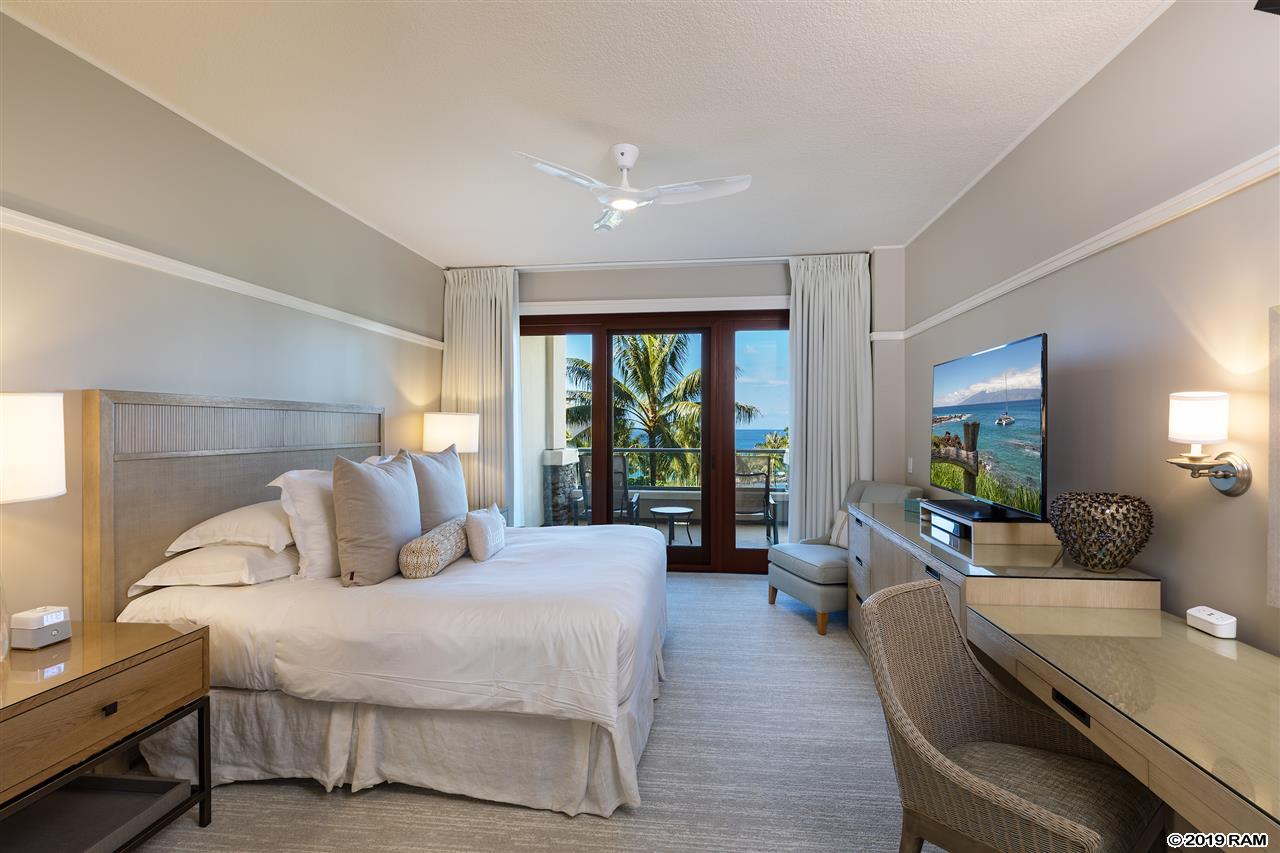 Montage Residences Kapalua  condo # 3406, Lahaina, Hawaii - photo 10 of 18