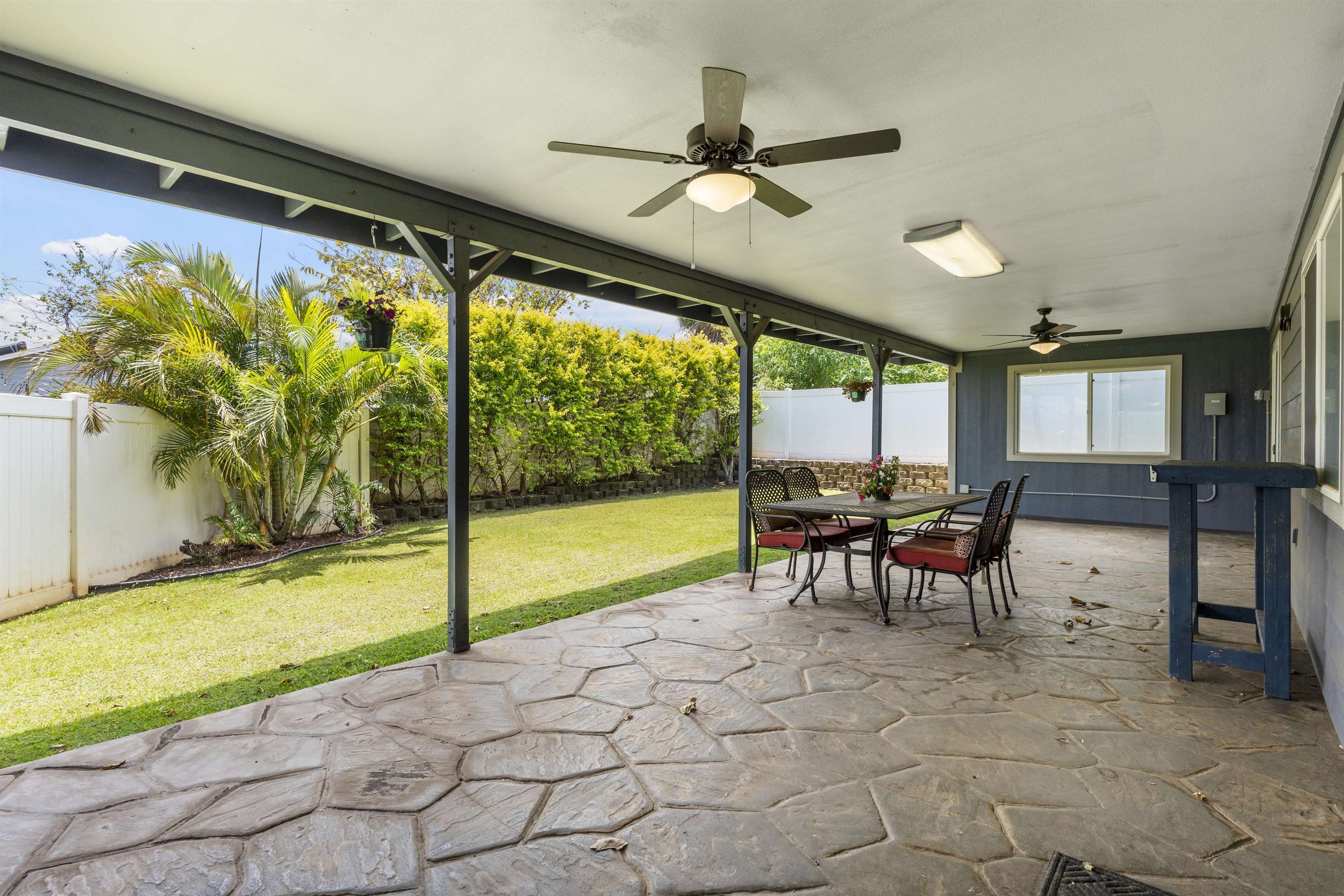 1  Makahakaha Loop , Wailuku home - photo 14 of 37