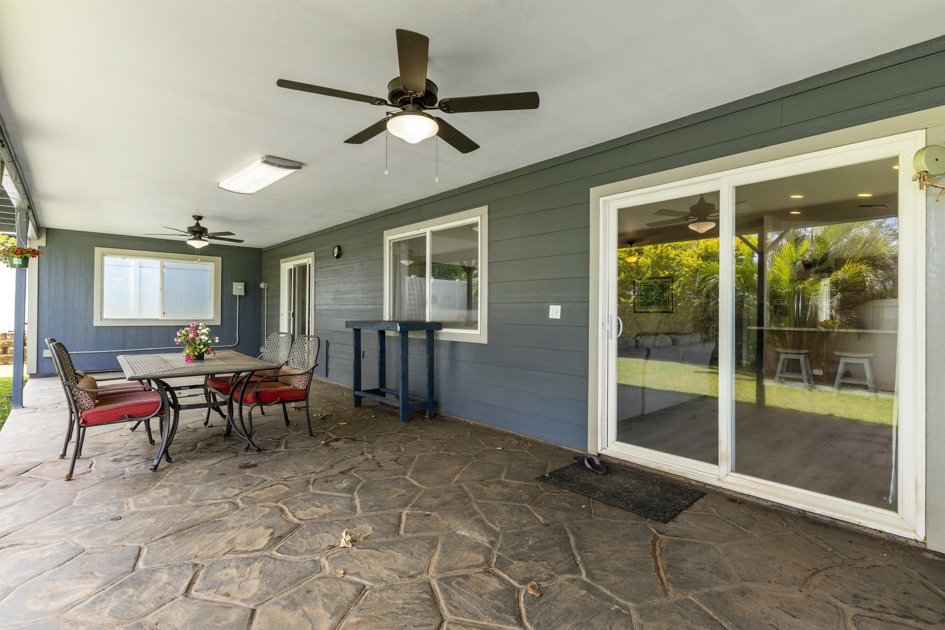 1  Makahakaha Loop , Wailuku home - photo 17 of 37