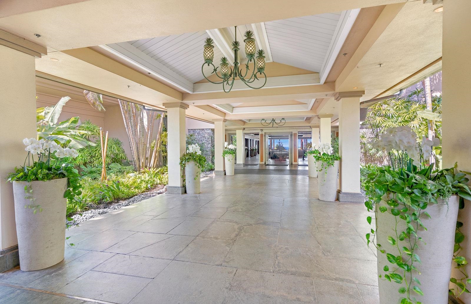 The Ritz Carlton Residences condo # 1226-1228, Lahaina, Hawaii - photo 25 of 27