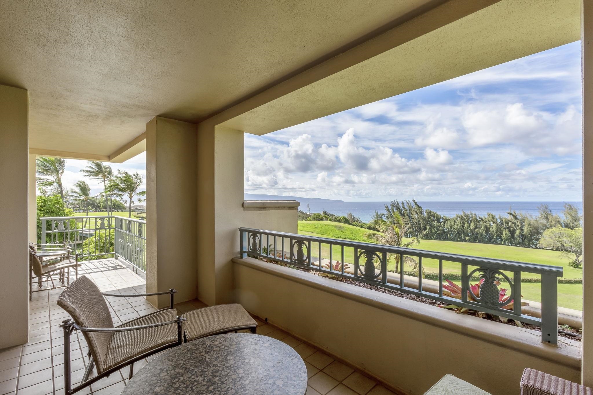 The Ritz Carlton Residences condo # 1426-28, Lahaina, Hawaii - photo 8 of 30