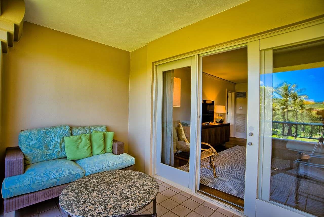 The Ritz Carlton Residences condo # 1601, Lahaina, Hawaii - photo 6 of 24