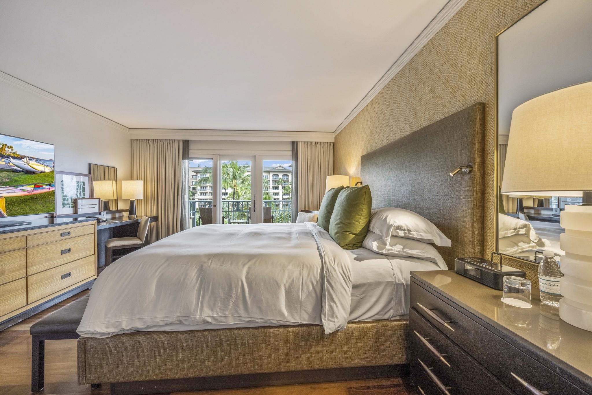 The Ritz Carlton Residences condo # 1614-1616, Lahaina, Hawaii - photo 11 of 40