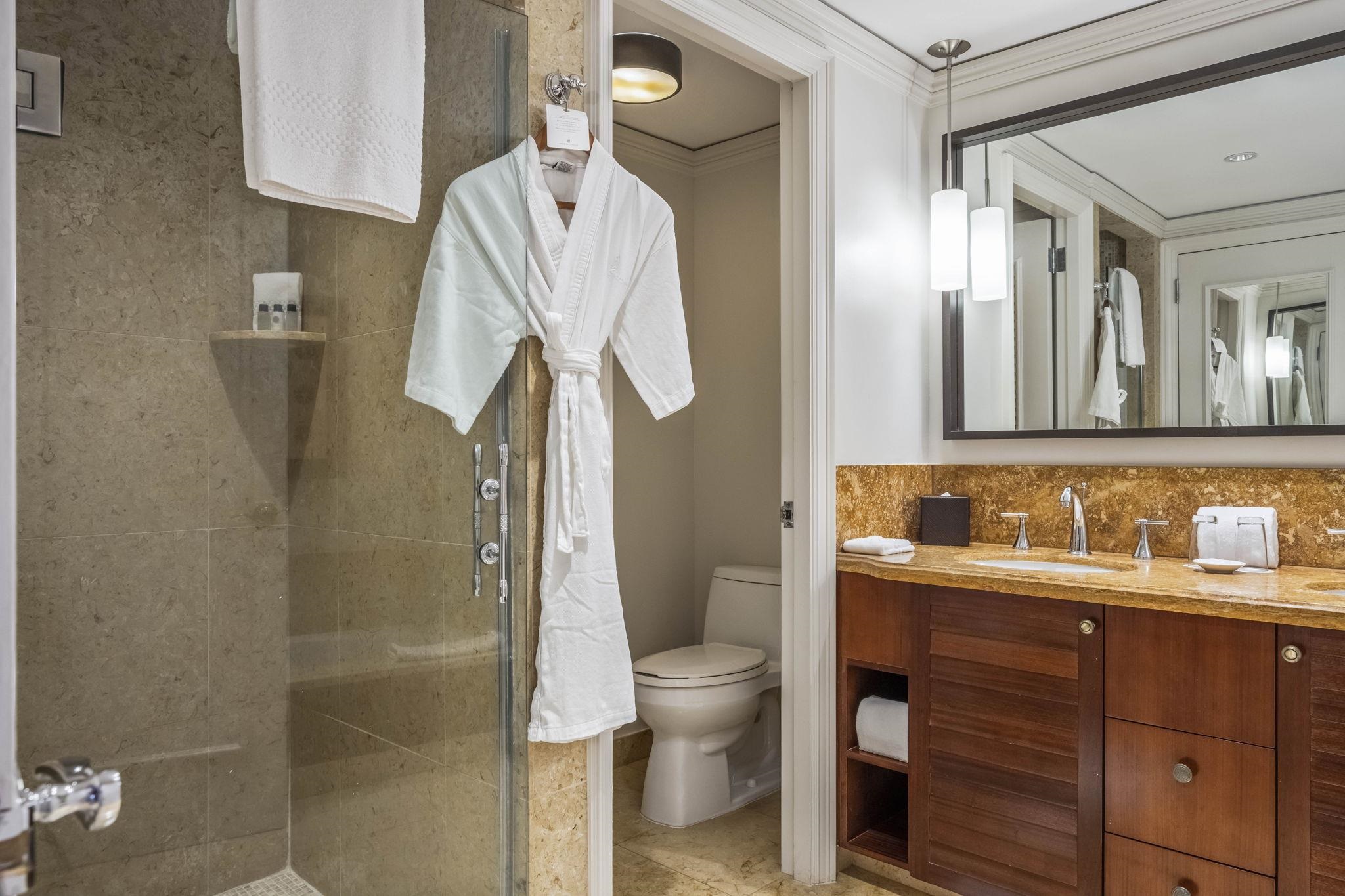 The Ritz Carlton Residences condo # 1614-1616, Lahaina, Hawaii - photo 15 of 40