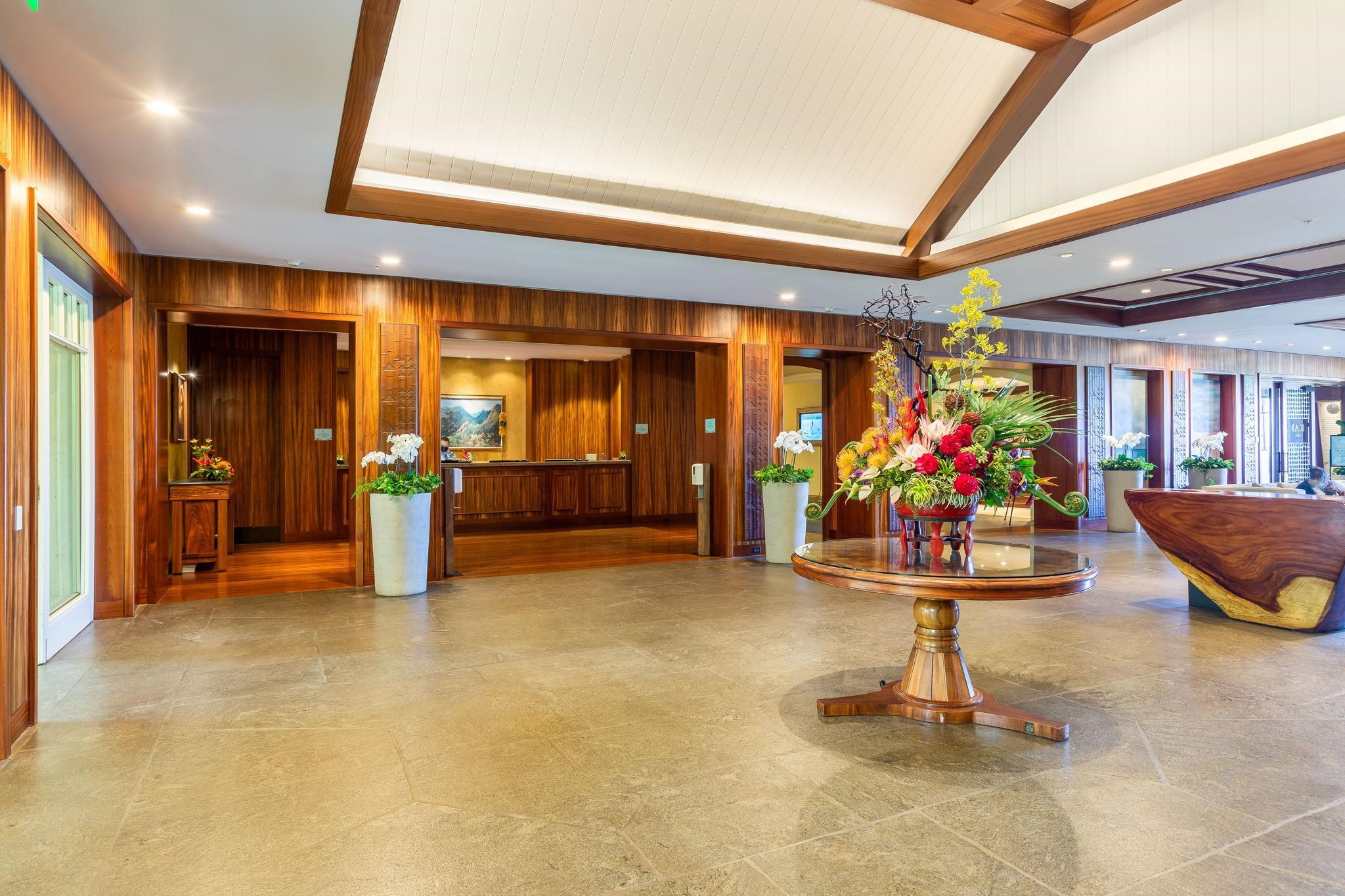 The Ritz Carlton Residences condo # 1614-1616, Lahaina, Hawaii - photo 34 of 40