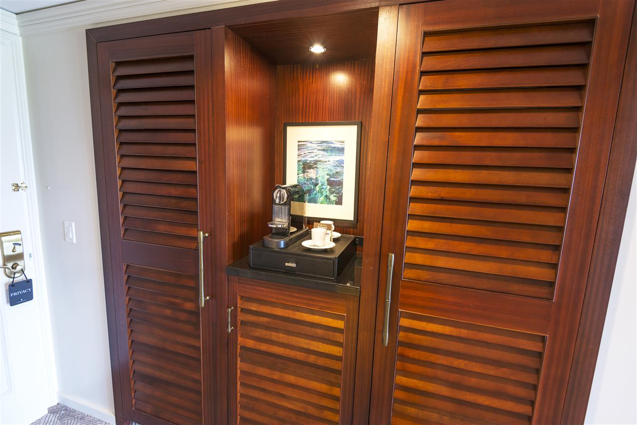 The Ritz Carlton Residences condo # 1618-20, Lahaina, Hawaii - photo 18 of 30