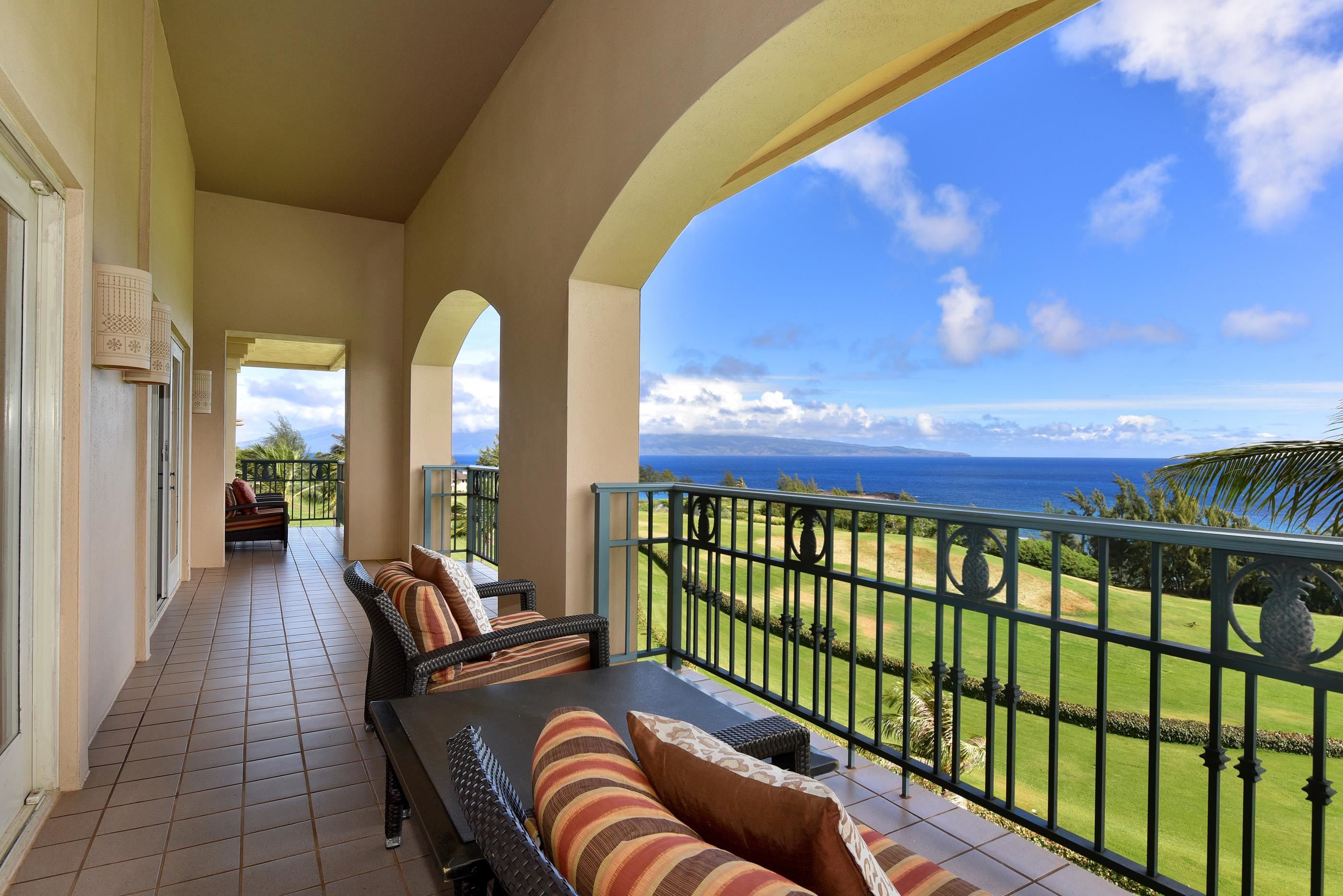 The Ritz Carlton Residences condo # 1626, Lahaina, Hawaii - photo 16 of 44