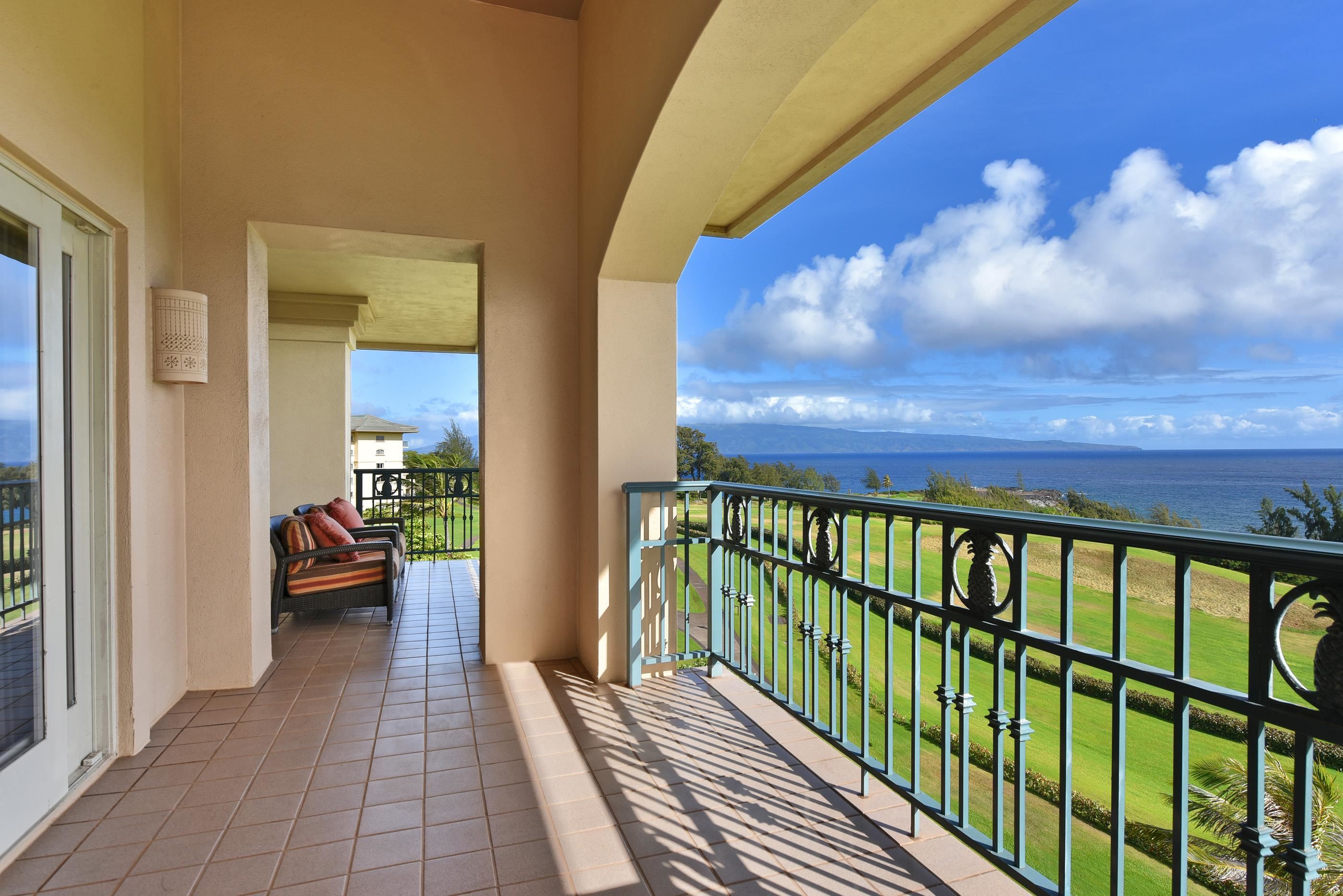 The Ritz Carlton Residences condo # 1626, Lahaina, Hawaii - photo 4 of 44