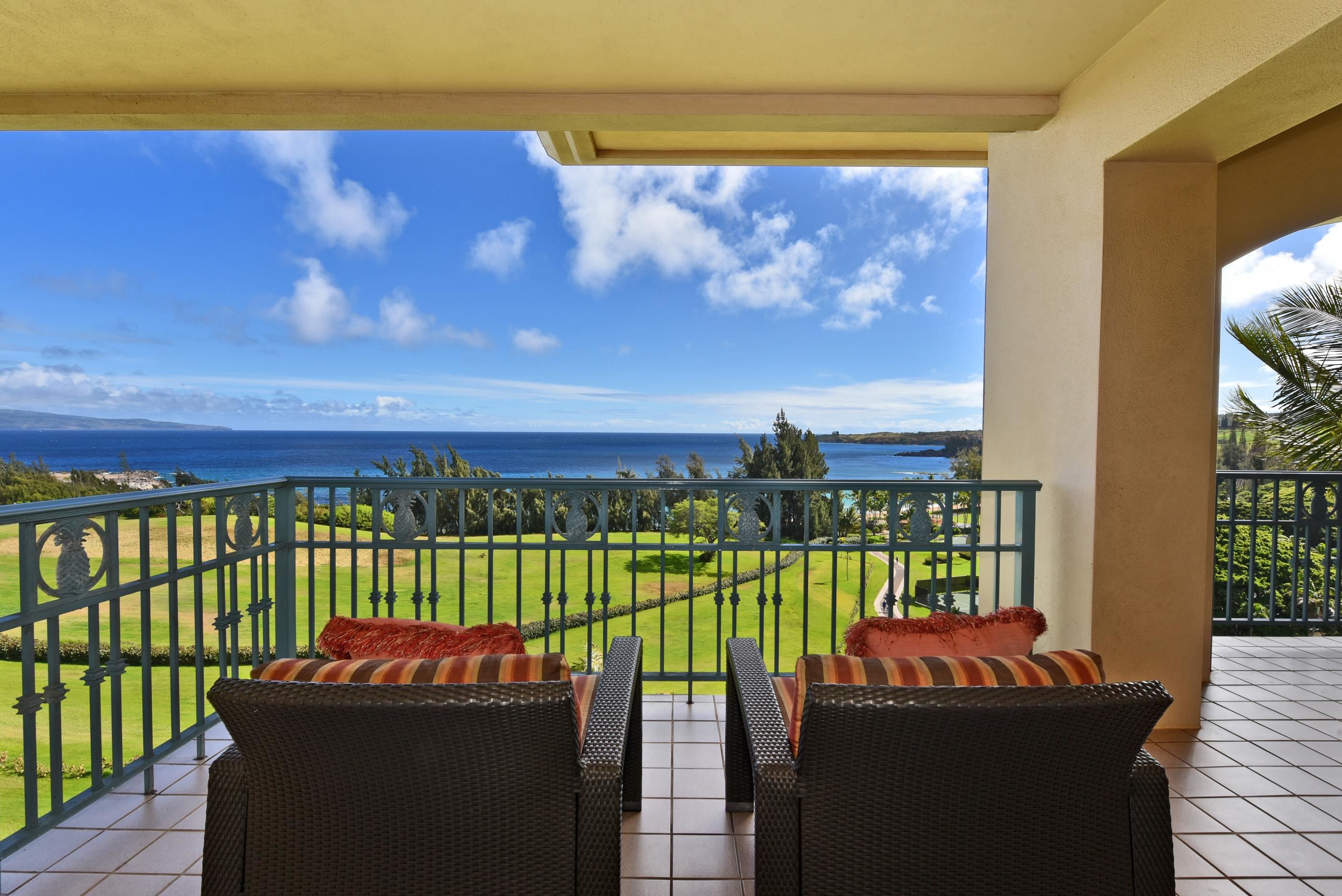 The Ritz Carlton Residences condo # 1626, Lahaina, Hawaii - photo 6 of 44