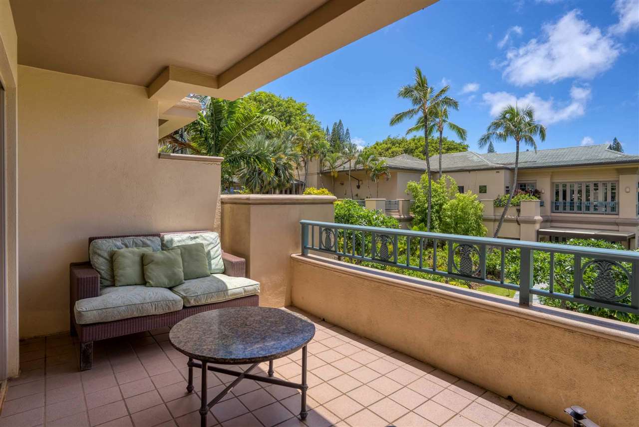 The Ritz Carlton Residences condo # 1702, Lahaina, Hawaii - photo 10 of 29