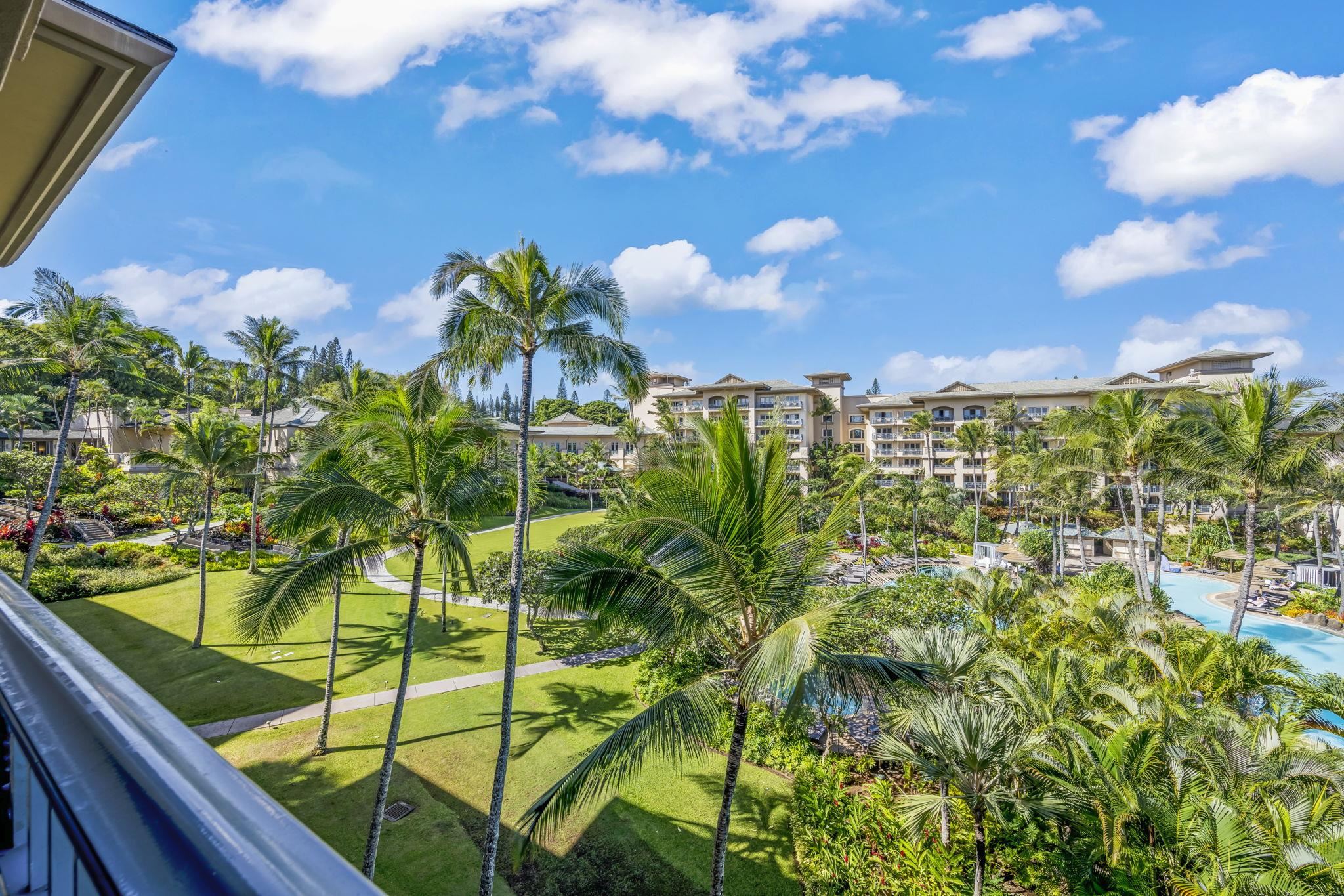 The Ritz Carlton Residences condo # 1712, Lahaina, Hawaii - photo 8 of 30