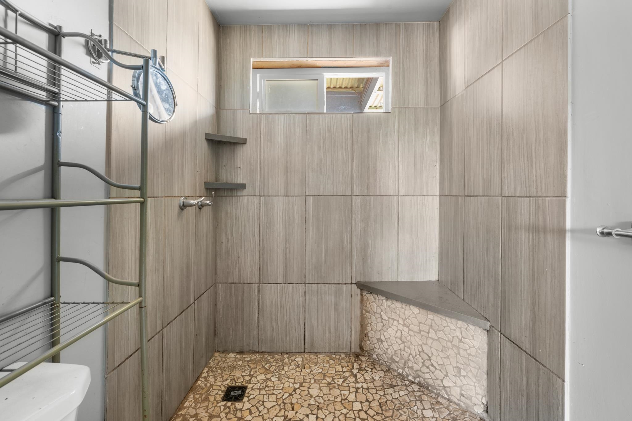 10  Alohi Pl , Makawao/Olinda/Haliimaile home - photo 12 of 37