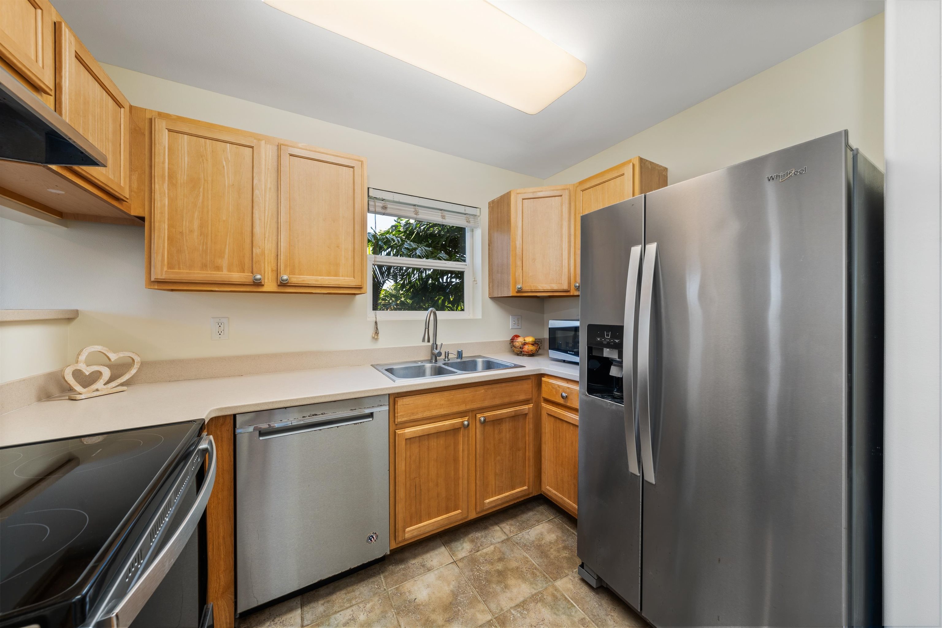 Villas at Kahana Ridge condo # 225, Lahaina, Hawaii - photo 21 of 32