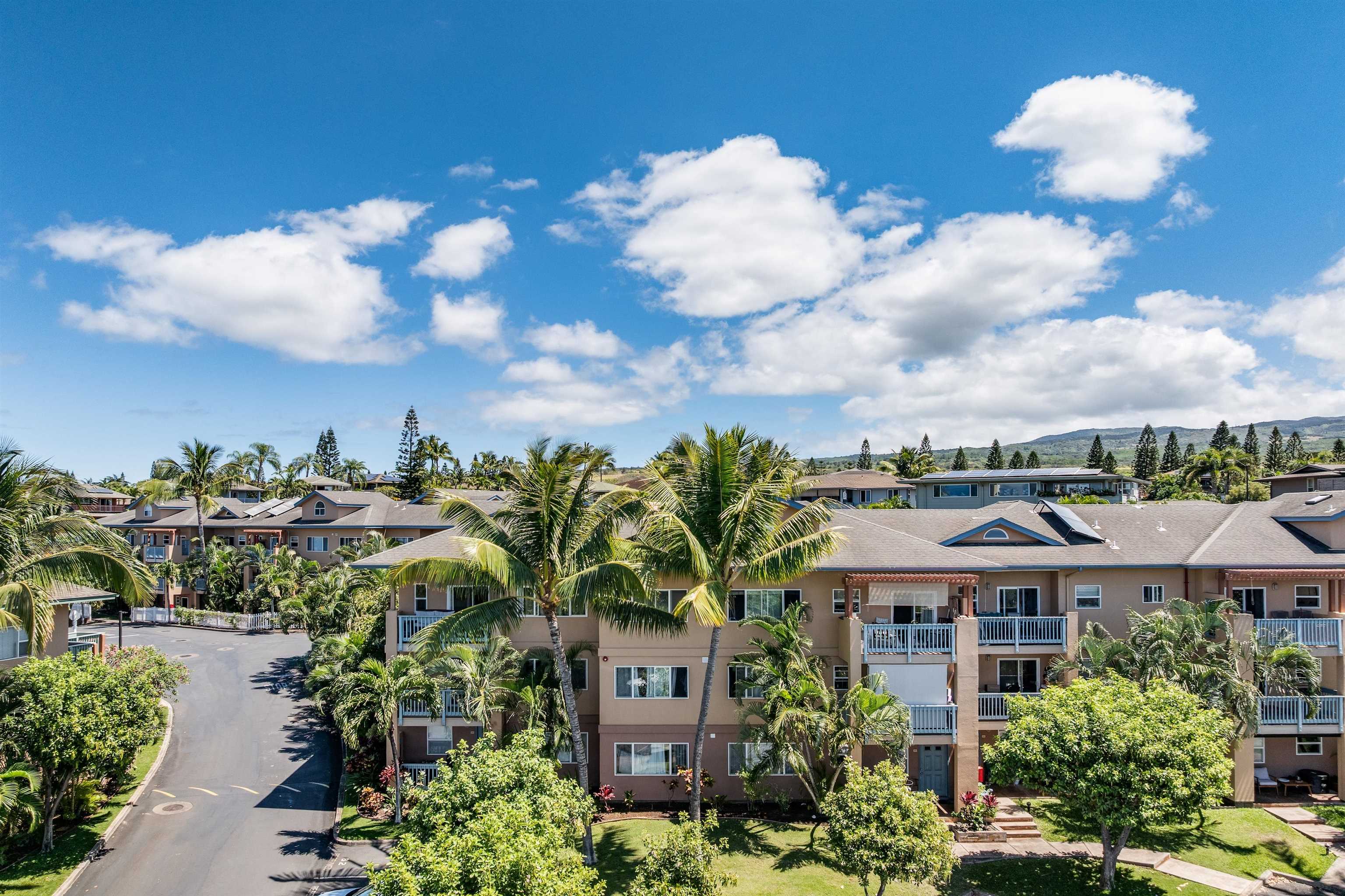 Villas at Kahana Ridge condo # 225, Lahaina, Hawaii - photo 30 of 32