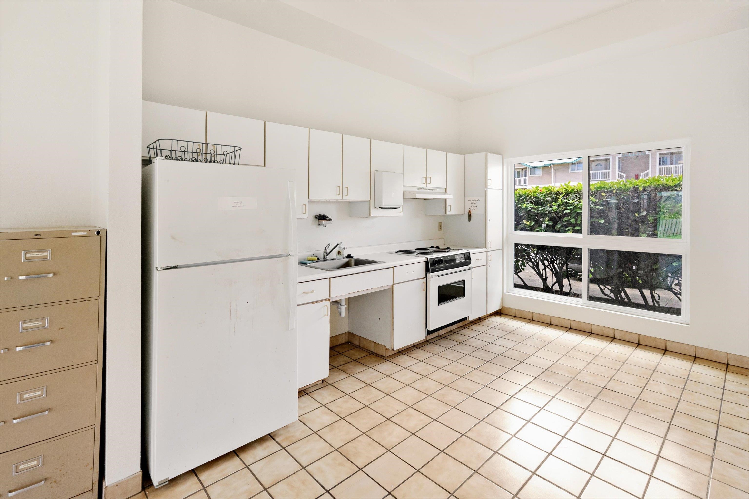 Iao Parkside I condo # 18-104, Wailuku, Hawaii - photo 32 of 41