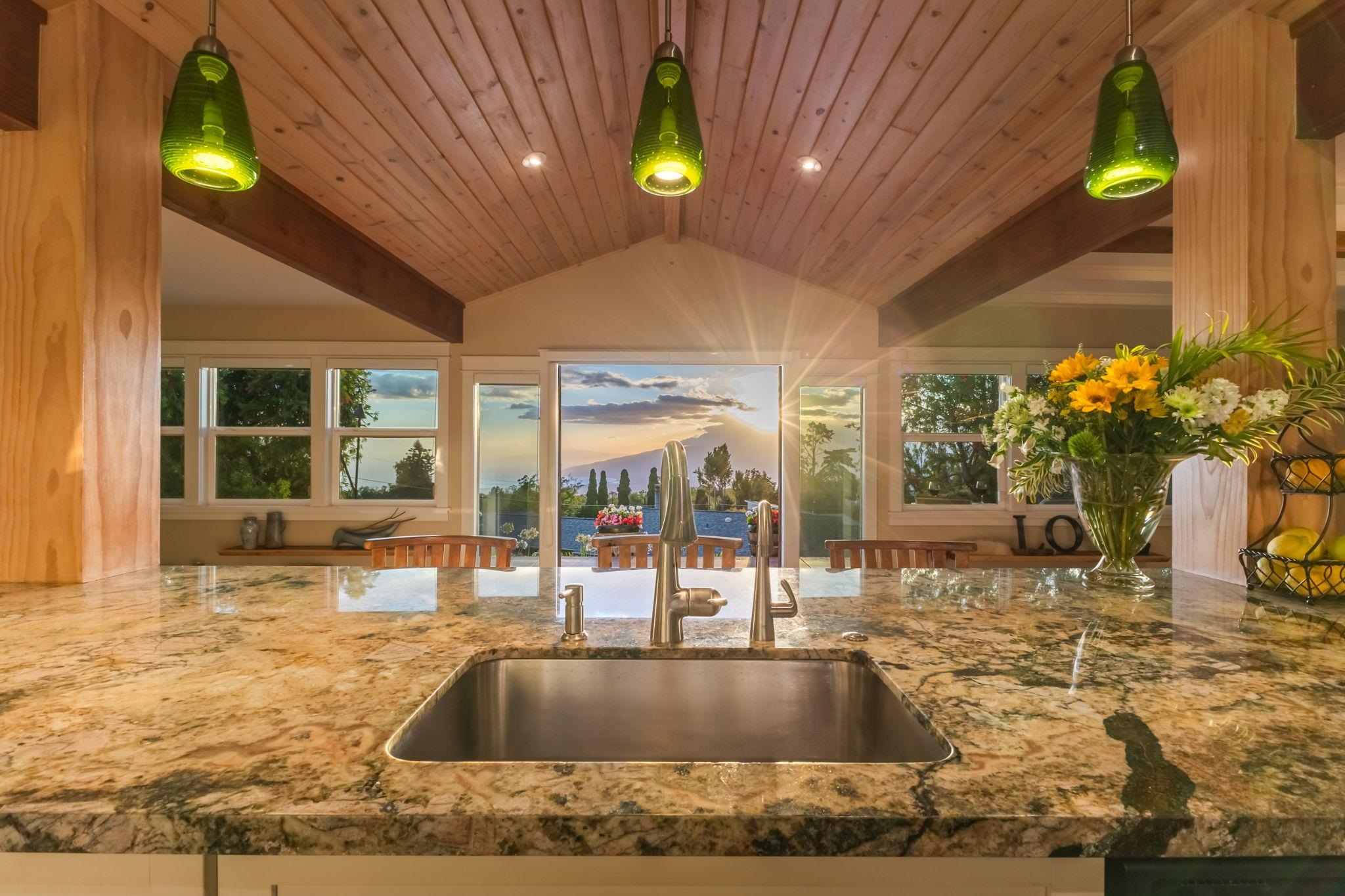 10  Palena Pl , Kula/Ulupalakua/Kanaio home - photo 2 of 50