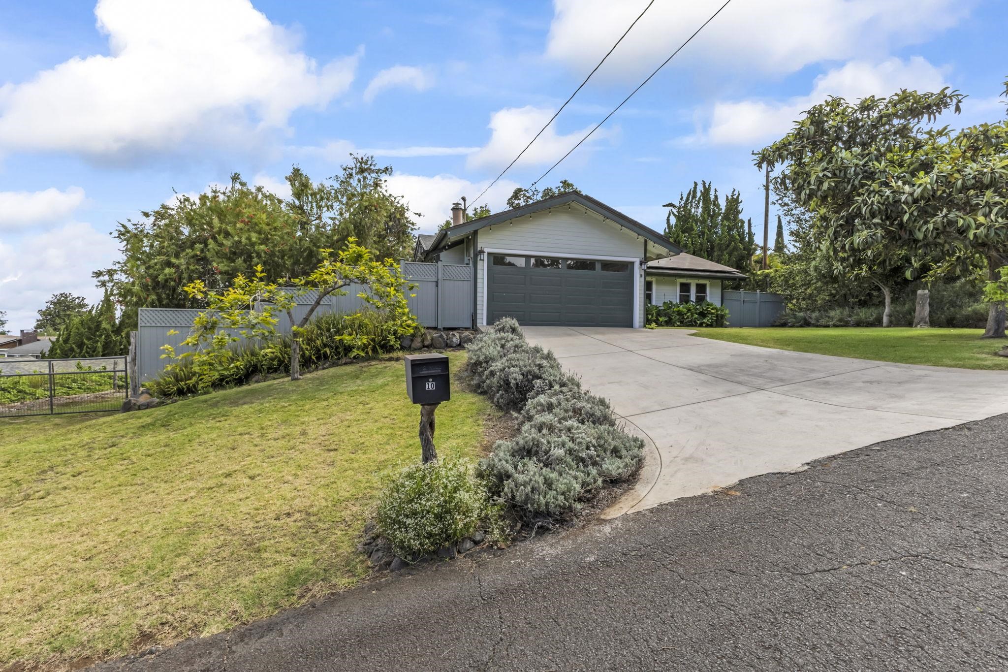 10  Palena Pl , Kula/Ulupalakua/Kanaio home - photo 9 of 50