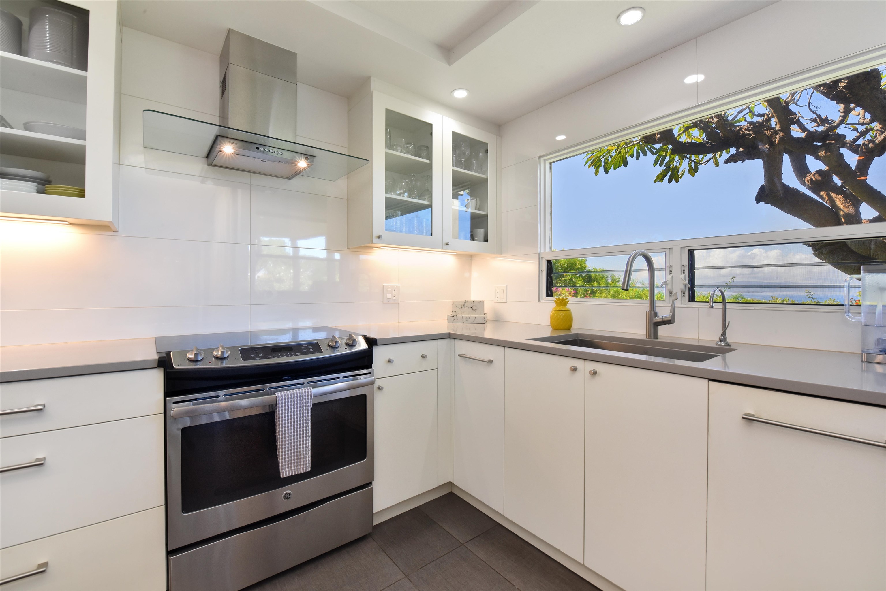 Wailea Ekolu condo # 105, Kihei, Hawaii - photo 12 of 34