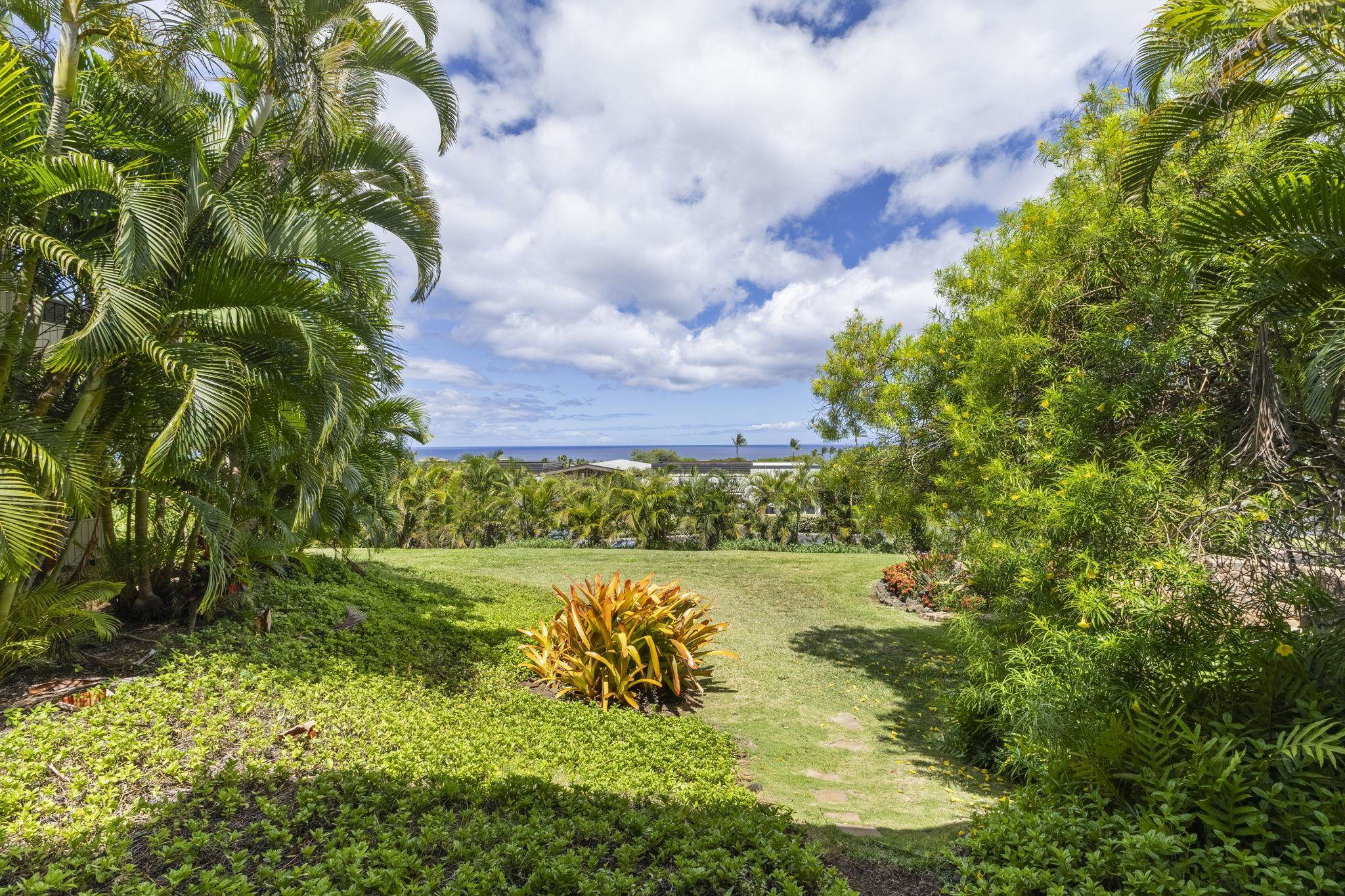Wailea Ekolu condo # 201, Kihei, Hawaii - photo 38 of 50