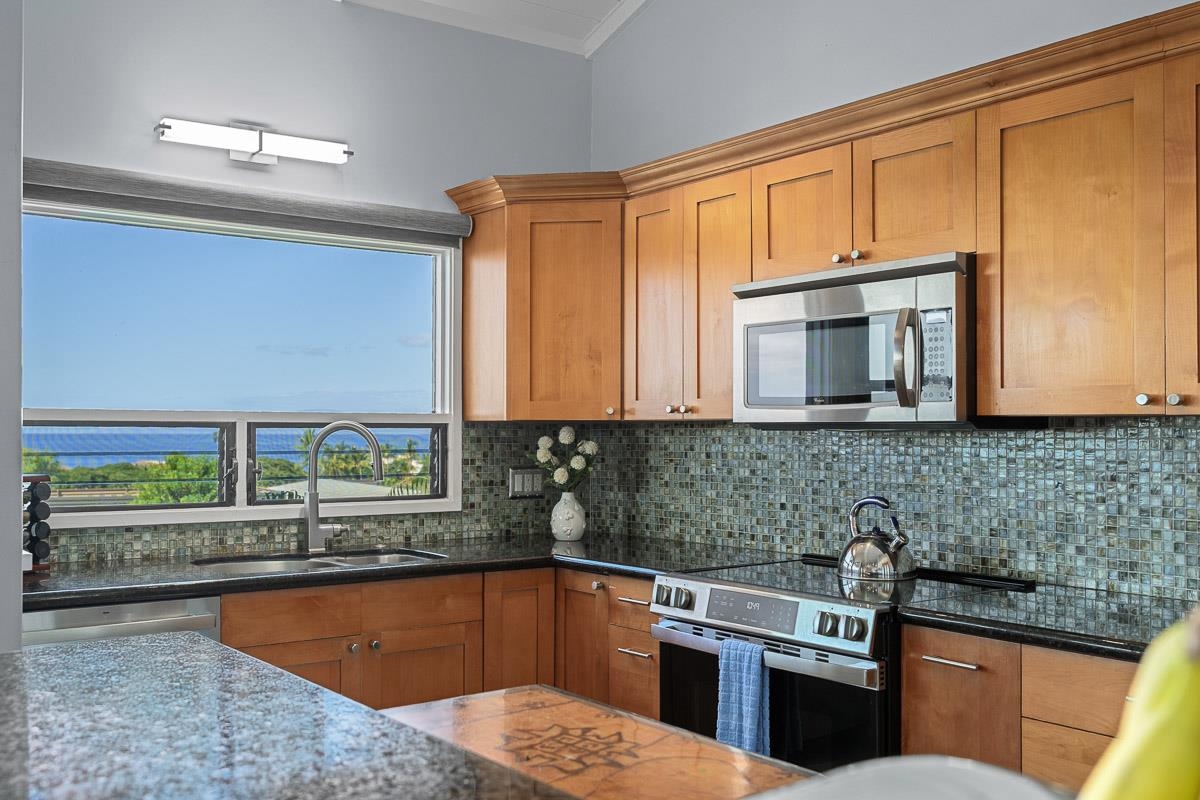 Wailea Ekolu condo # 208, Kihei, Hawaii - photo 3 of 40