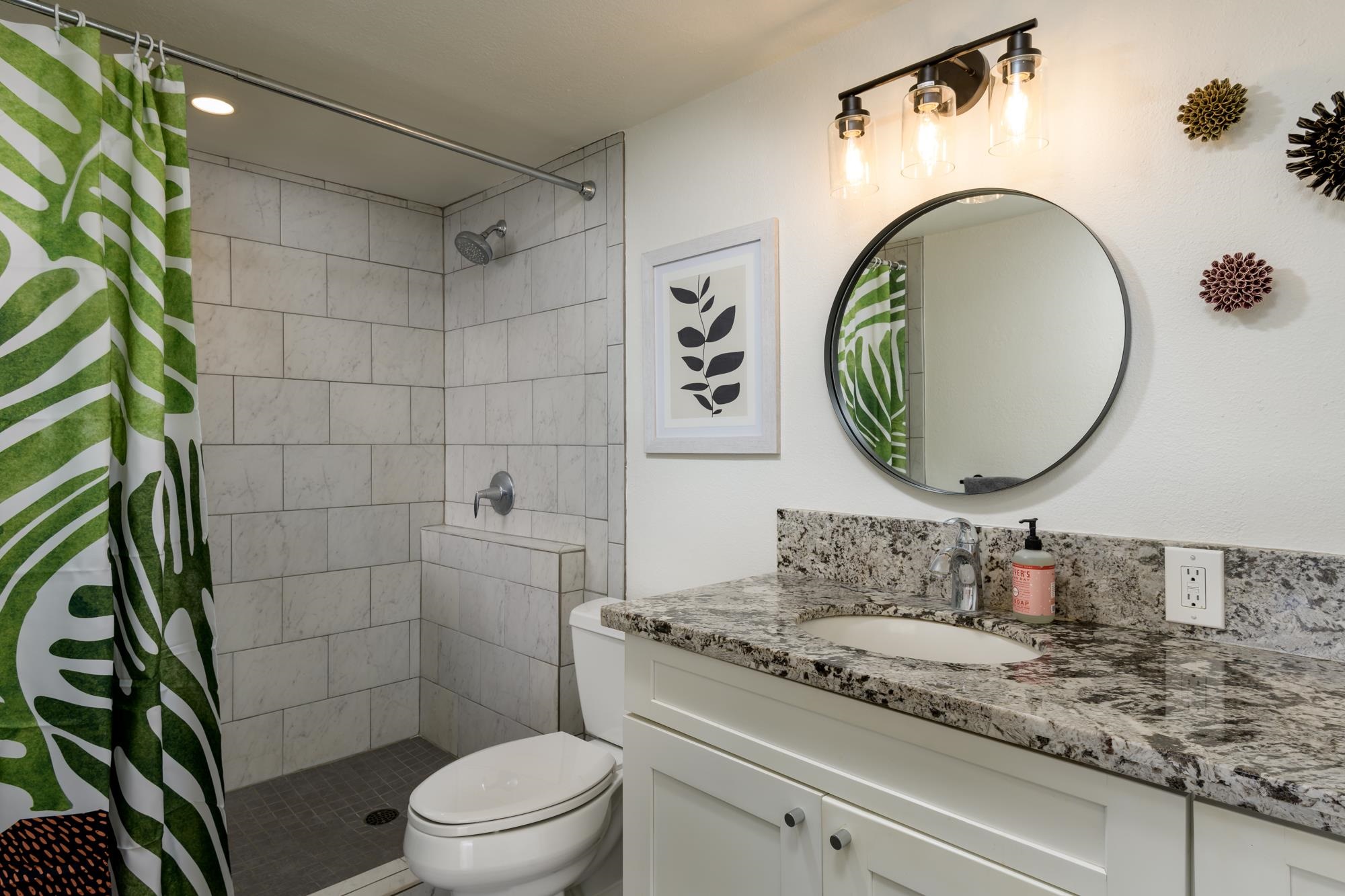 Lauloa condo # 106, Wailuku, Hawaii - photo 7 of 23