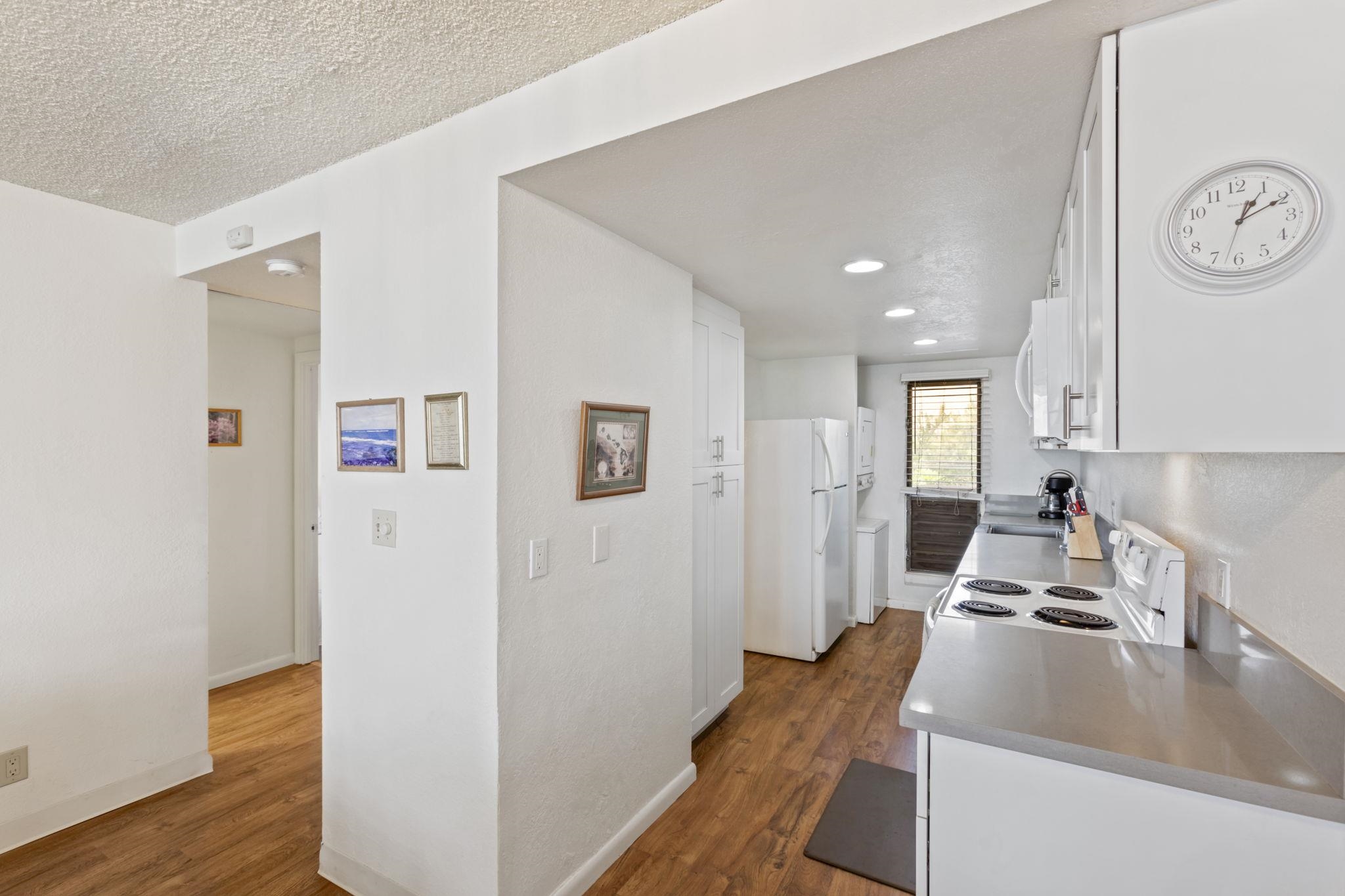 Lauloa condo # 303, Wailuku, Hawaii - photo 19 of 40