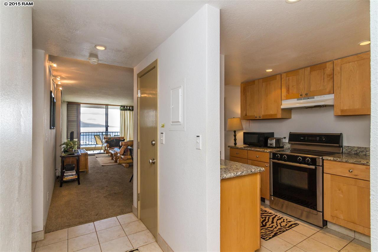 Lauloa condo # 306, Wailuku, Hawaii - photo 11 of 30