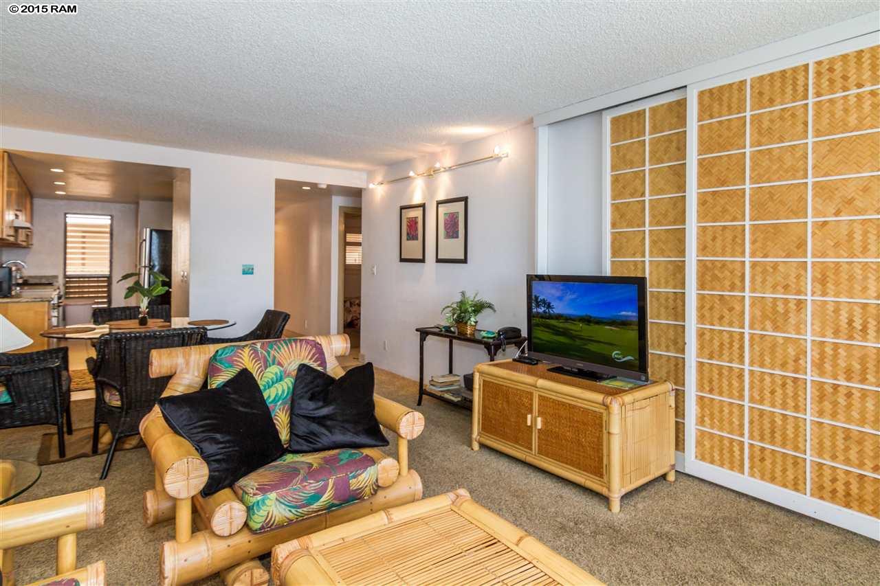 Lauloa condo # 306, Wailuku, Hawaii - photo 4 of 30