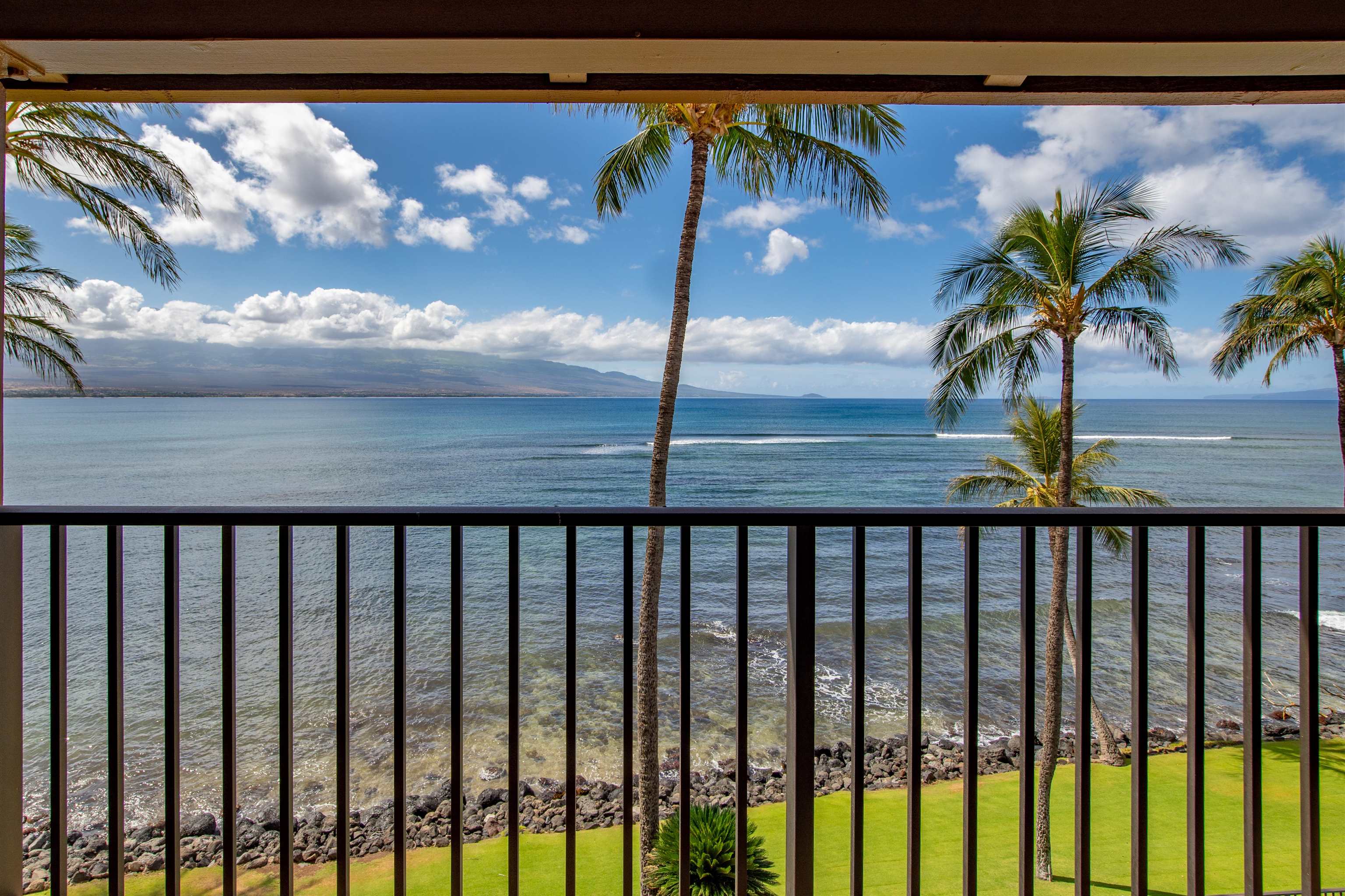 Lauloa condo # 405, Wailuku, Hawaii - photo 12 of 38