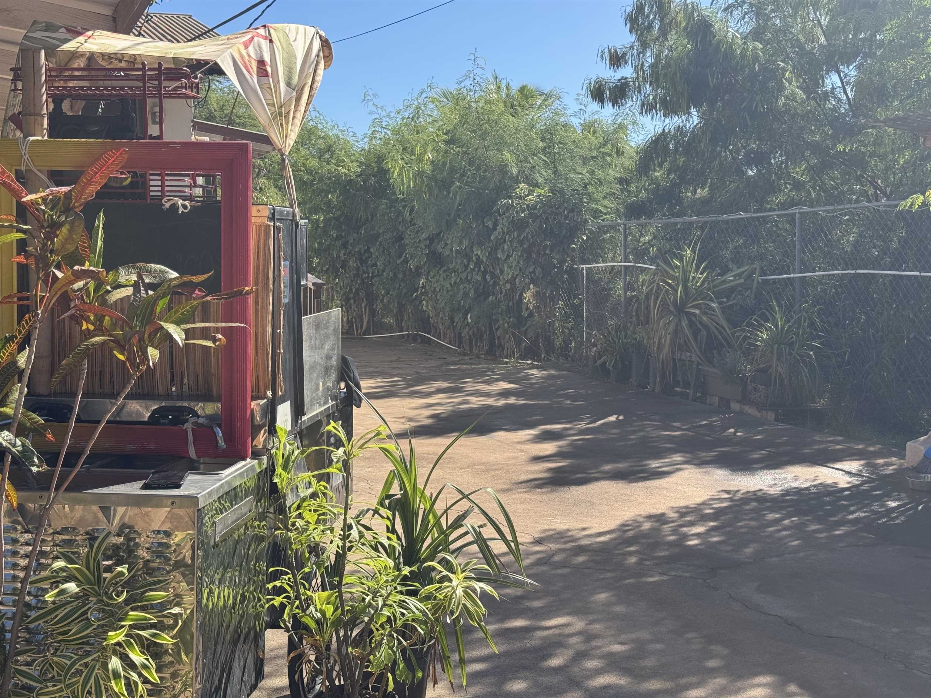 100  Hotel Ln , Molokai home - photo 11 of 39