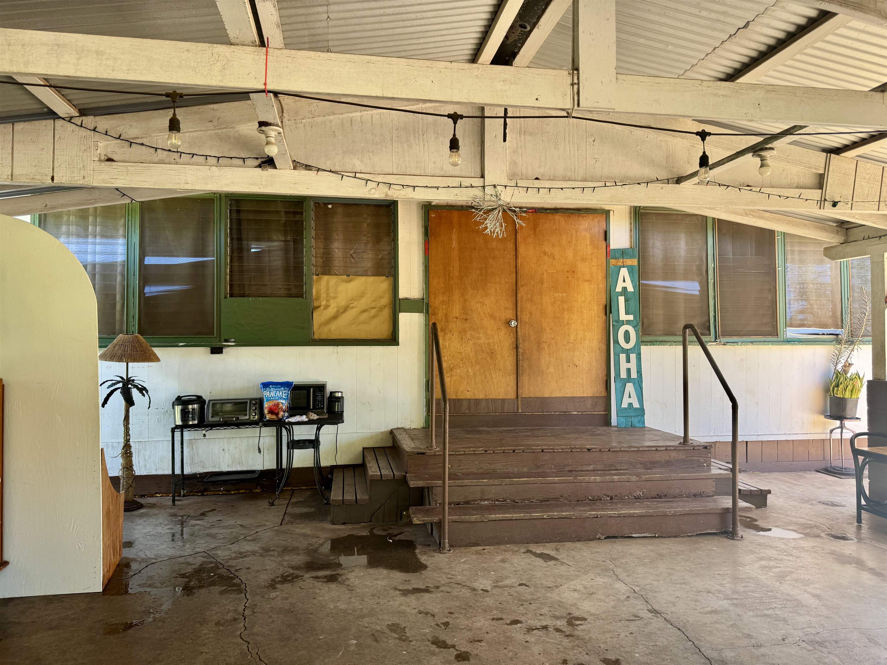 100  Hotel Ln , Molokai home - photo 15 of 39