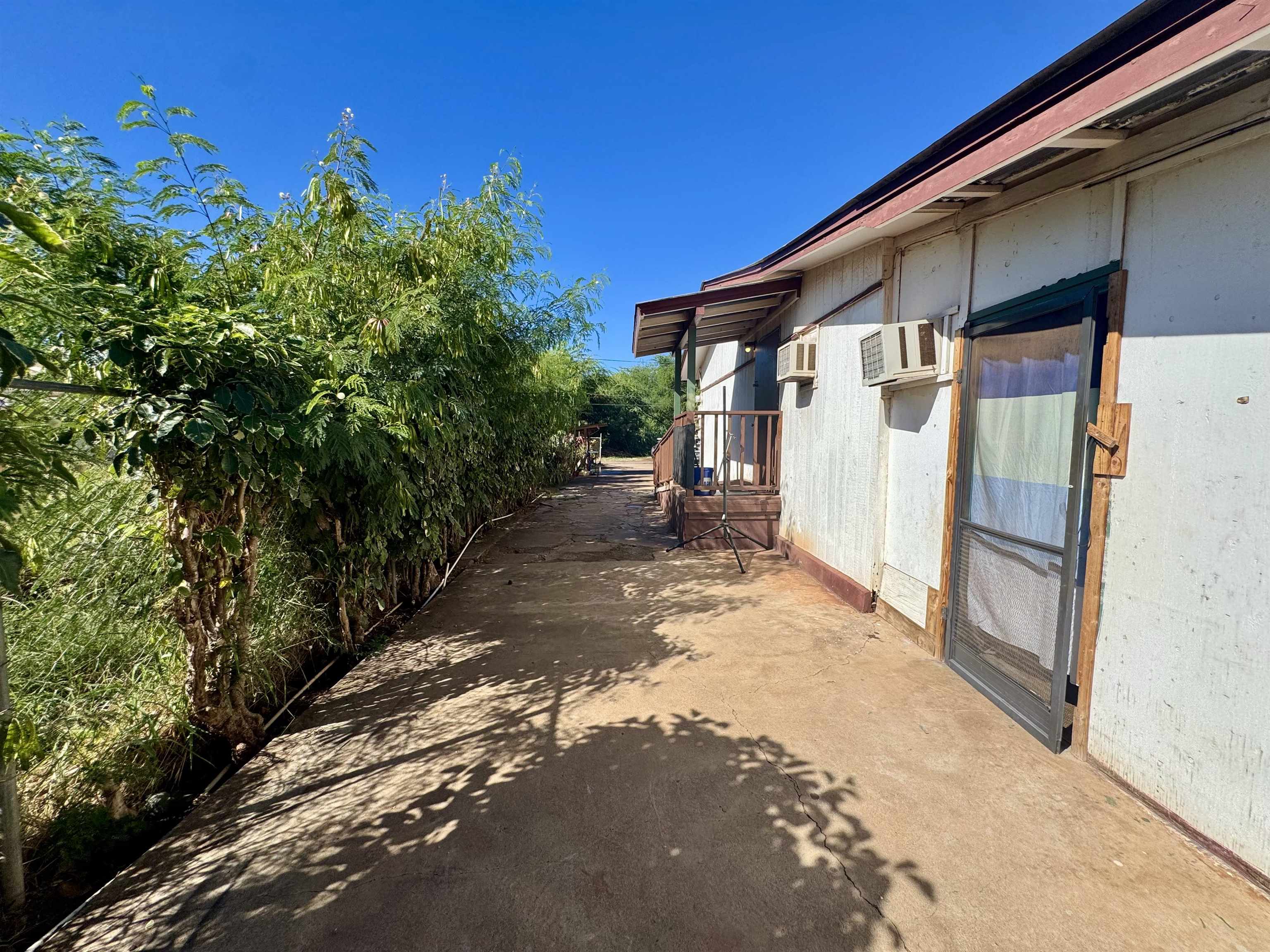100  Hotel Ln , Molokai home - photo 28 of 39