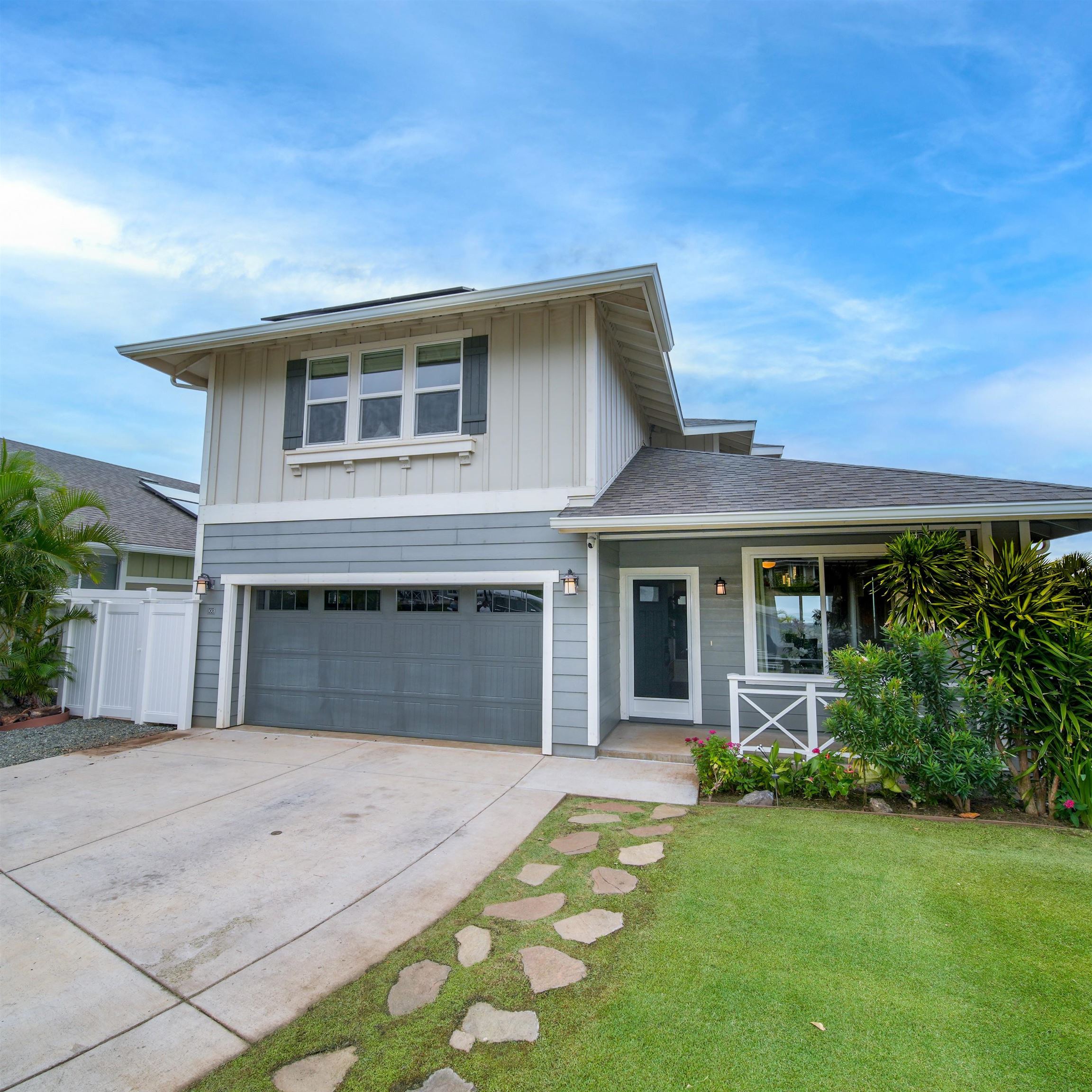 100  Lili Lehua St Kealohilani, Wailuku home - photo 2 of 44