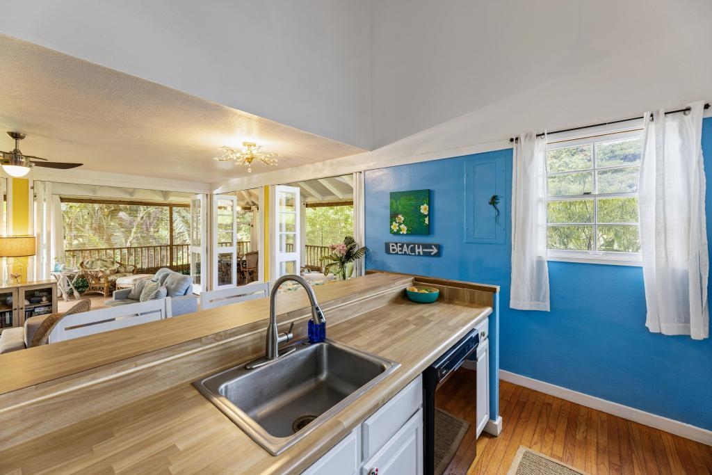 Paniolo Hale condo # P4, Maunaloa, Hawaii - photo 4 of 39