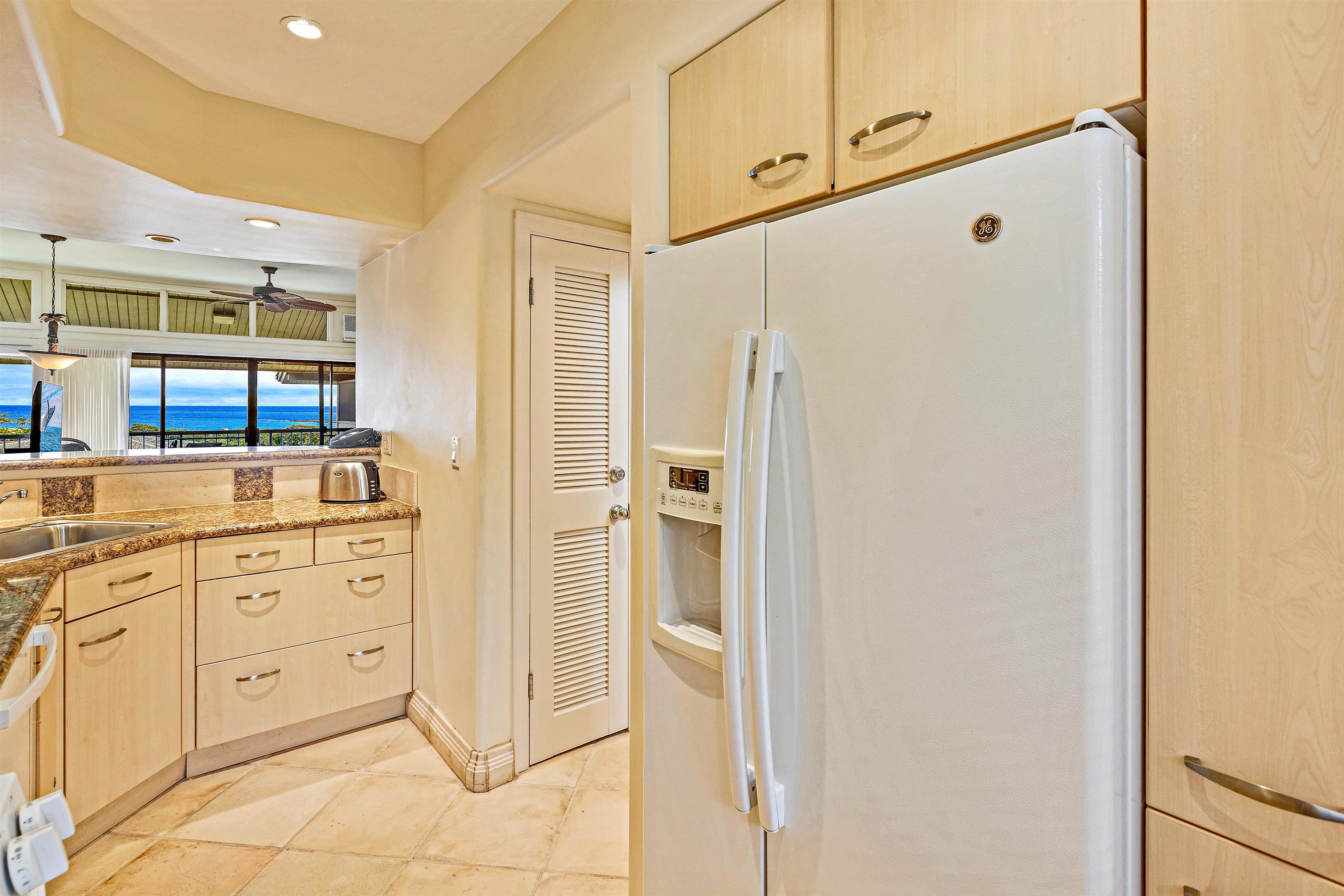 Kapalua Ridge condo # 2022, Lahaina, Hawaii - photo 17 of 35