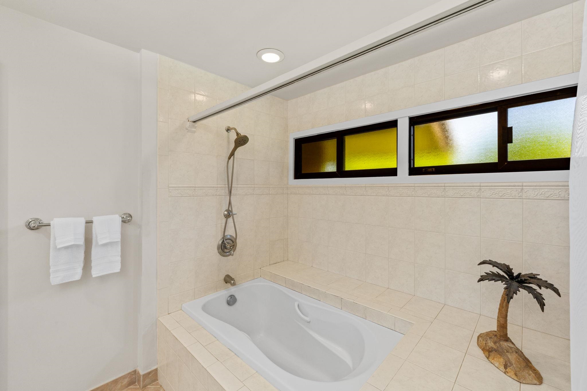 Kapalua Ridge condo # 2511, Lahaina, Hawaii - photo 26 of 50