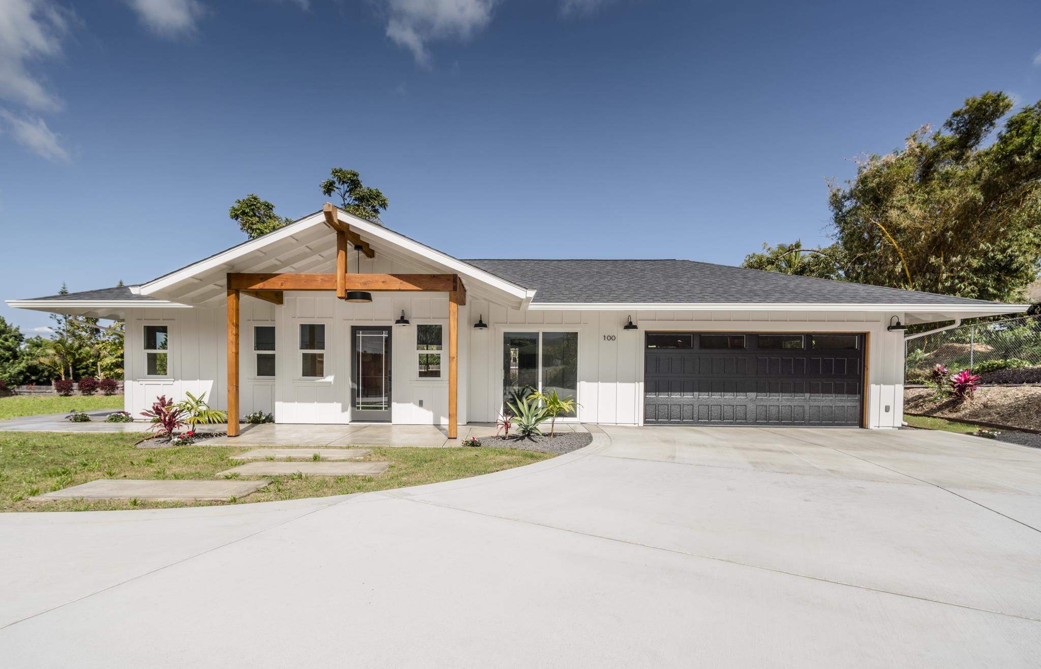 100  Ulana St Maui Uplands, Makawao/Olinda/Haliimaile home - photo 3 of 50