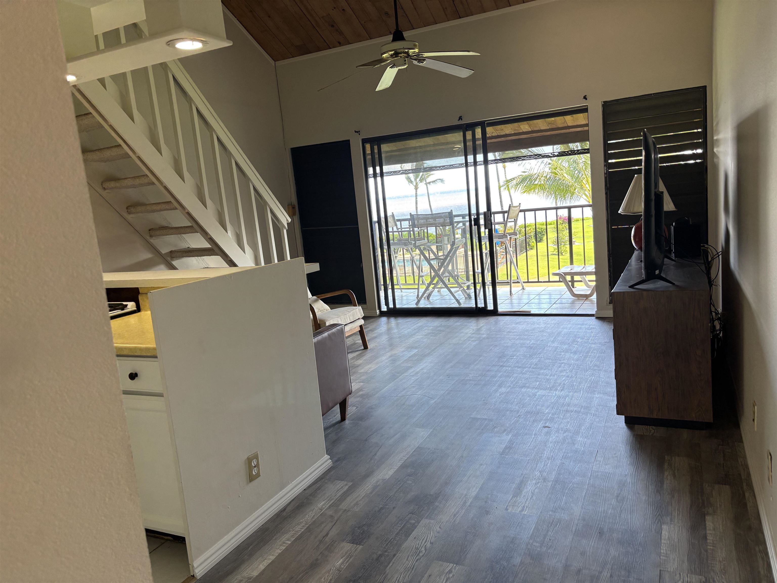 Molokai Shores condo # 320B, Kaunakakai, Hawaii - photo 2 of 15