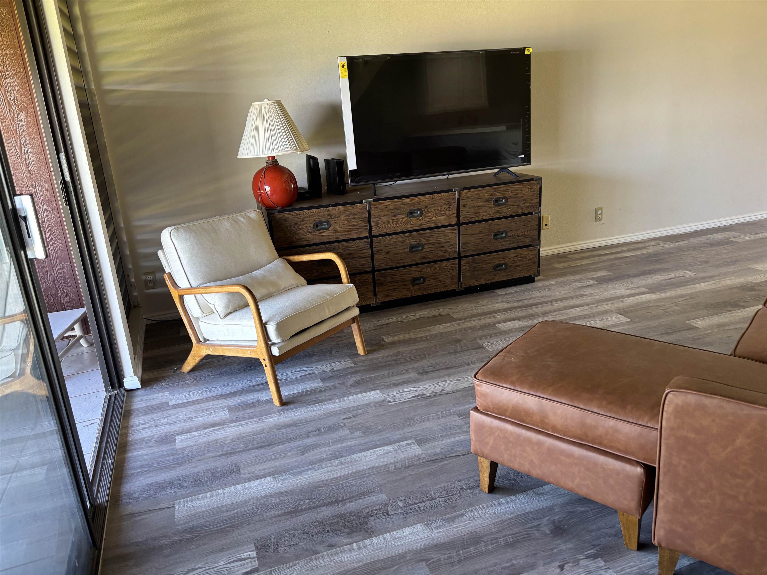 Molokai Shores condo # 320B, Kaunakakai, Hawaii - photo 3 of 15