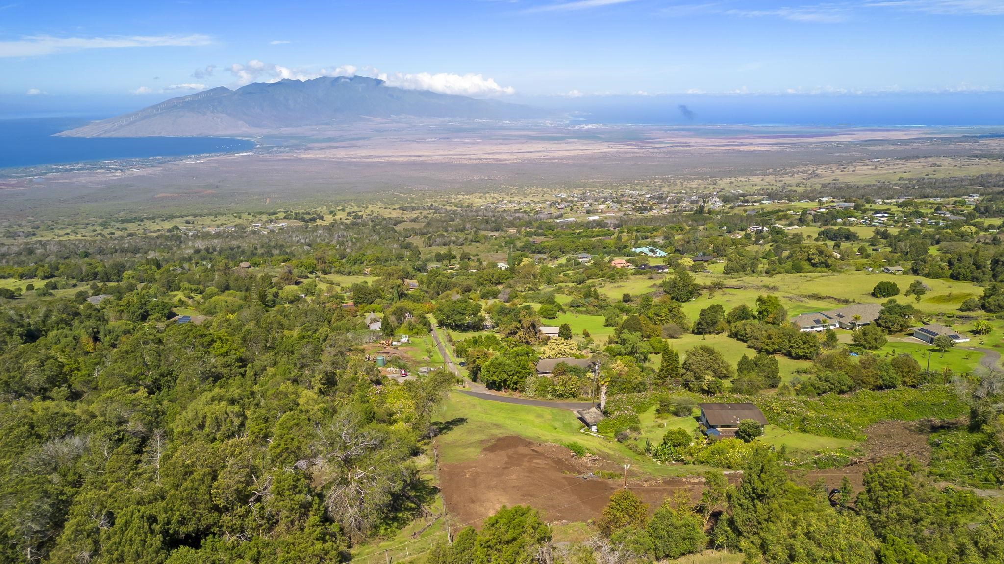 1000  Middle Rd , Kula/Ulupalakua/Kanaio home - photo 13 of 32