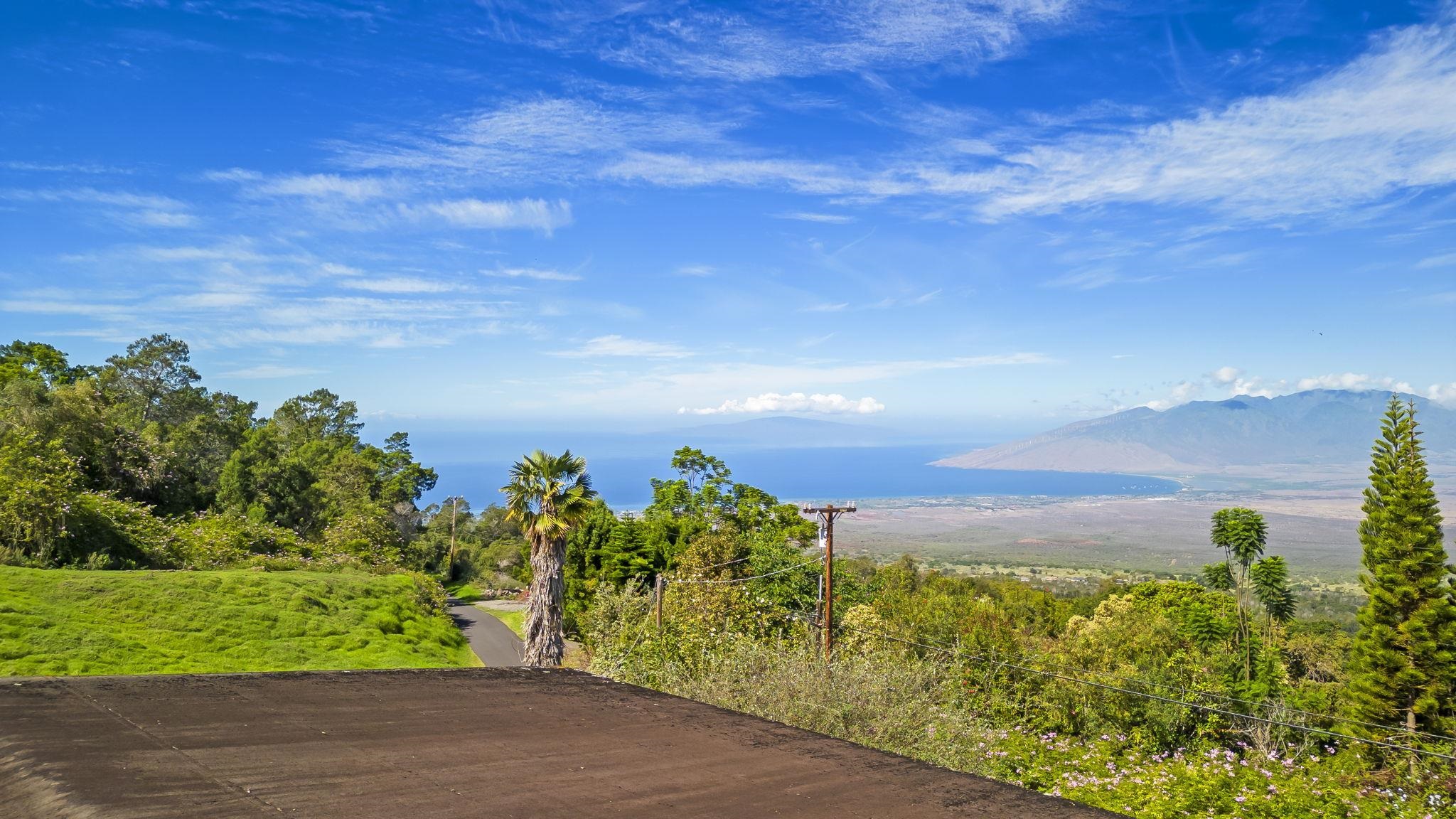 1000  Middle Rd , Kula/Ulupalakua/Kanaio home - photo 4 of 32