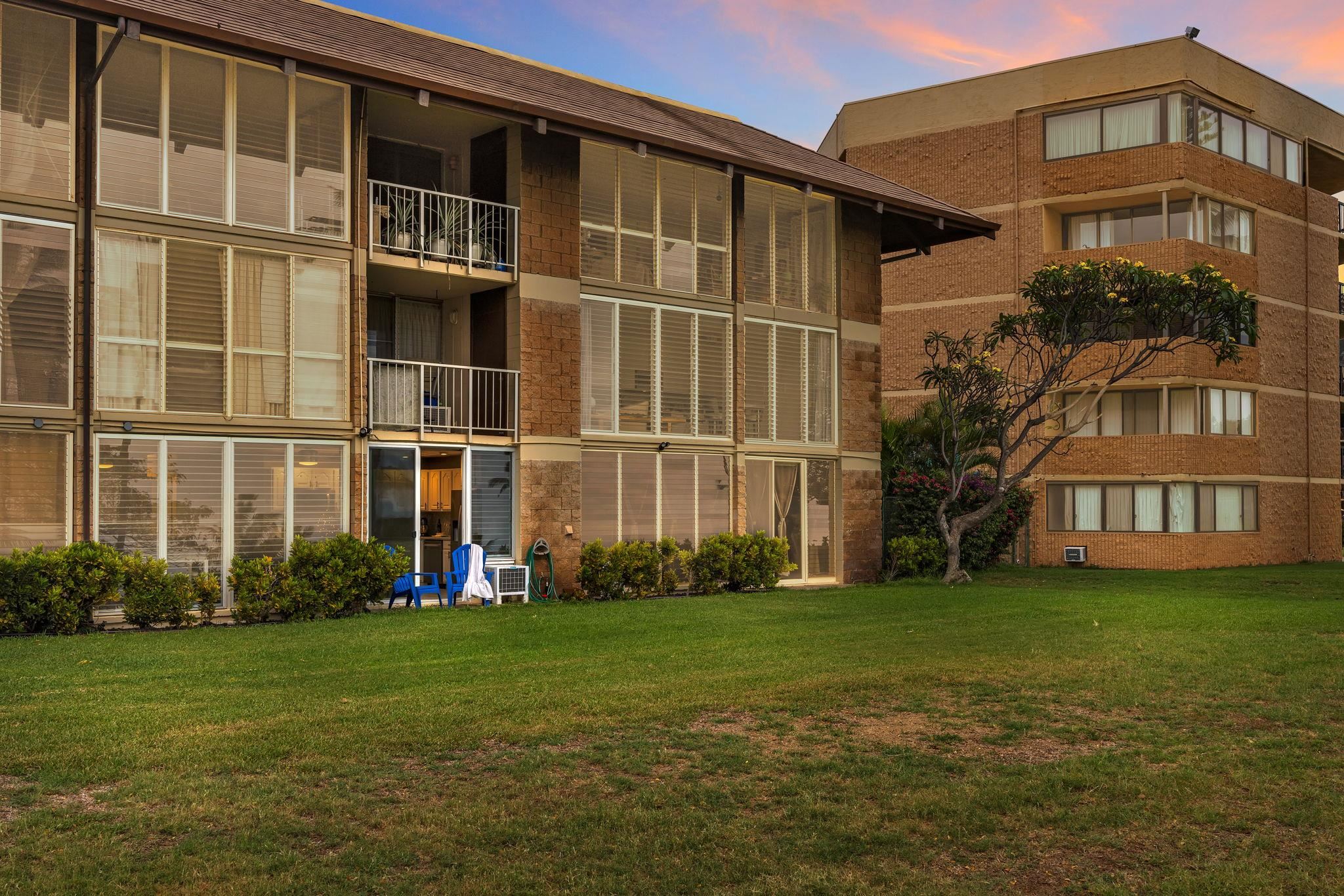 Waipuilani condo # 113, Kihei, Hawaii - photo 34 of 36