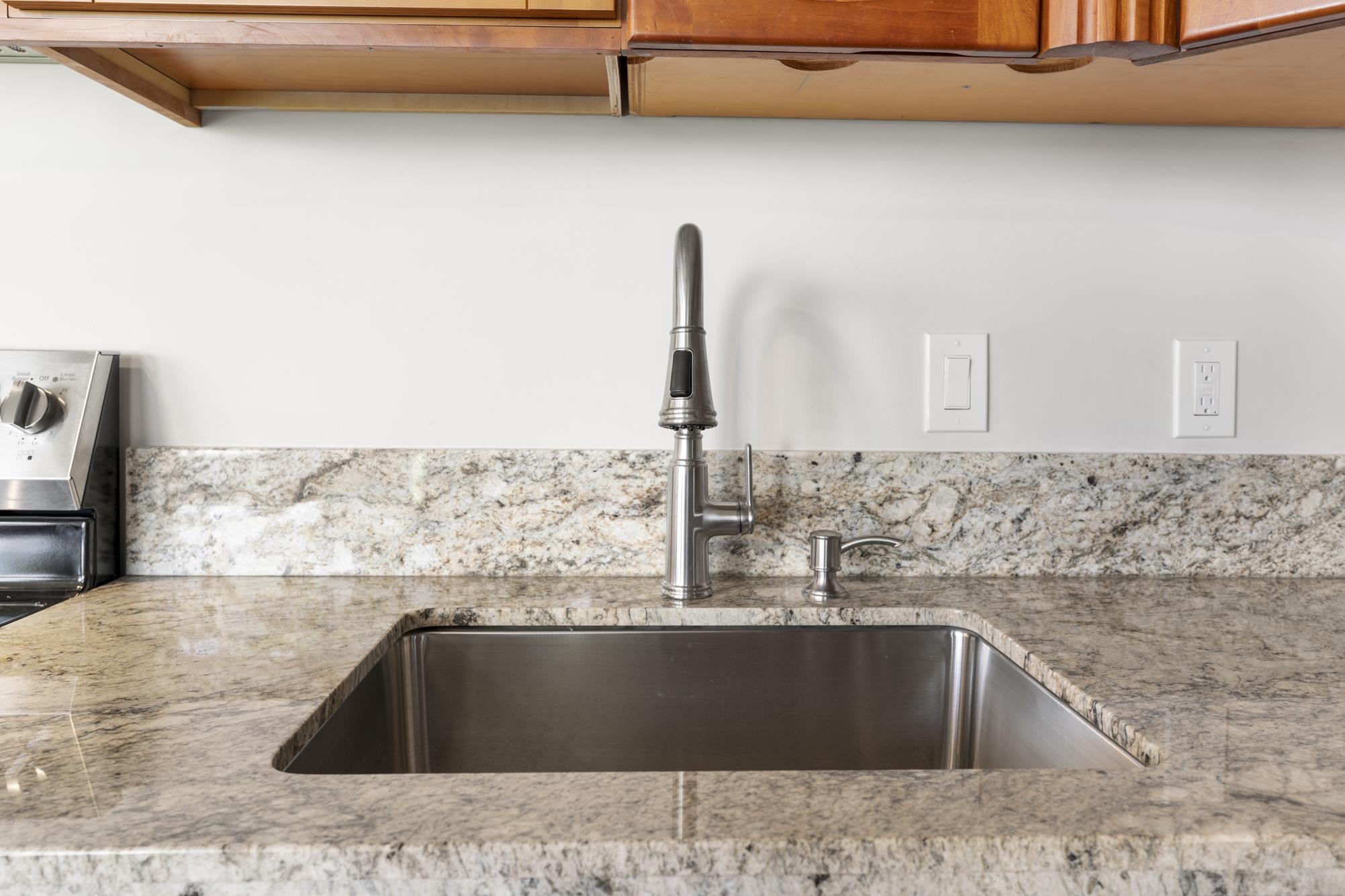 Waipuilani condo # 114, Kihei, Hawaii - photo 12 of 50