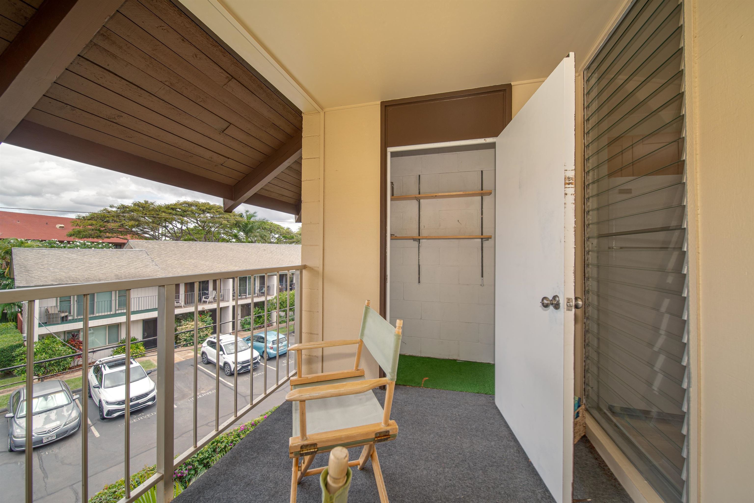 Waipuilani condo # 302, Kihei, Hawaii - photo 18 of 21