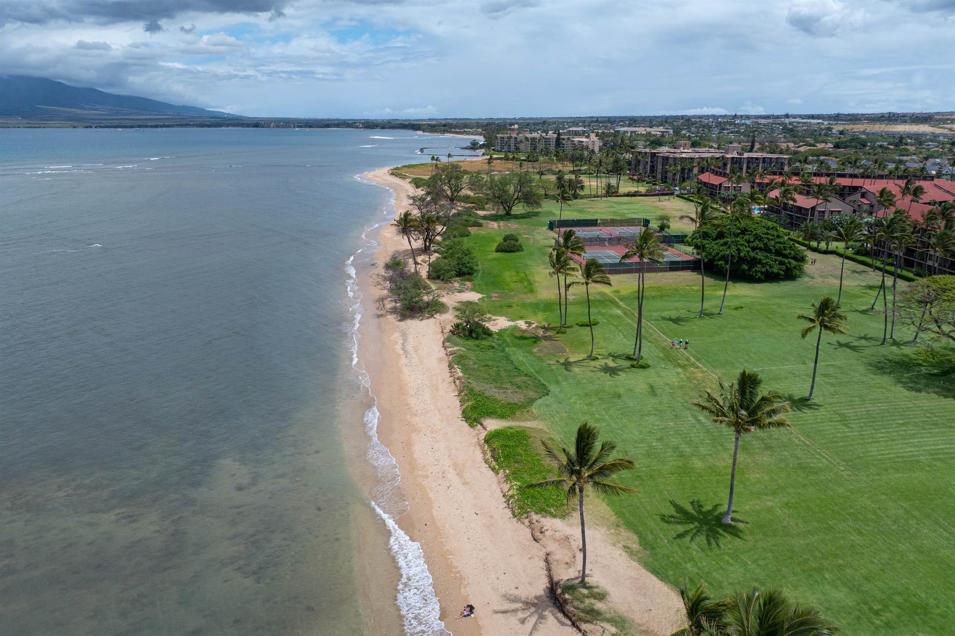 Waipuilani condo # 302, Kihei, Hawaii - photo 6 of 21
